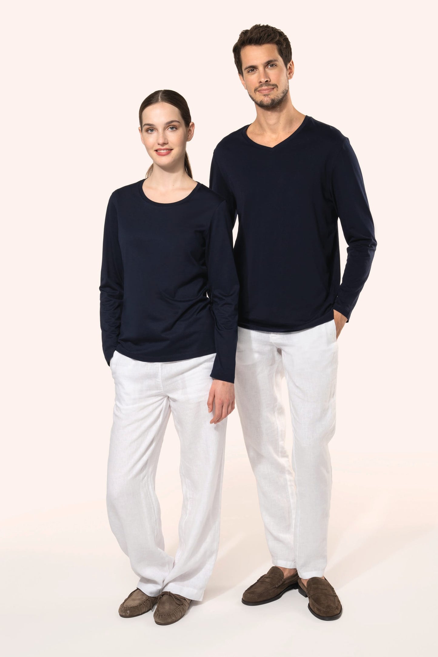 PK306 - T-shirt uomo Supima® maniche lunghe e scollo a V