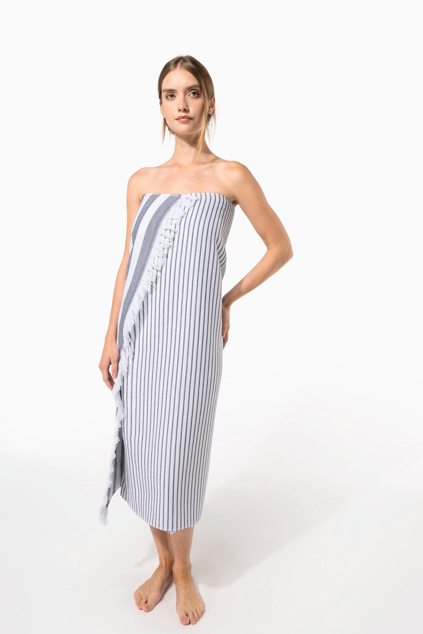 K132 - Fouta a righe con frange