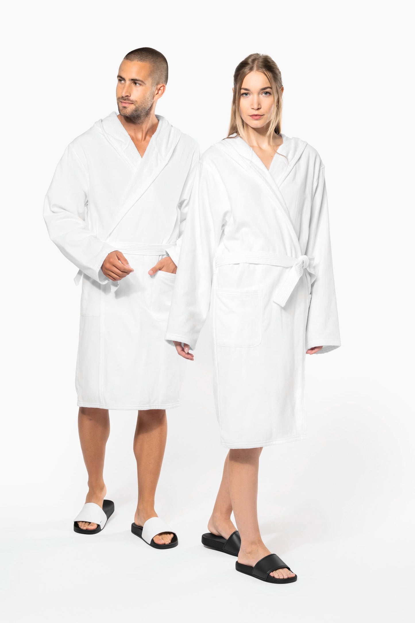 K140 - Accappatoio da bagno con cappuccio Bio