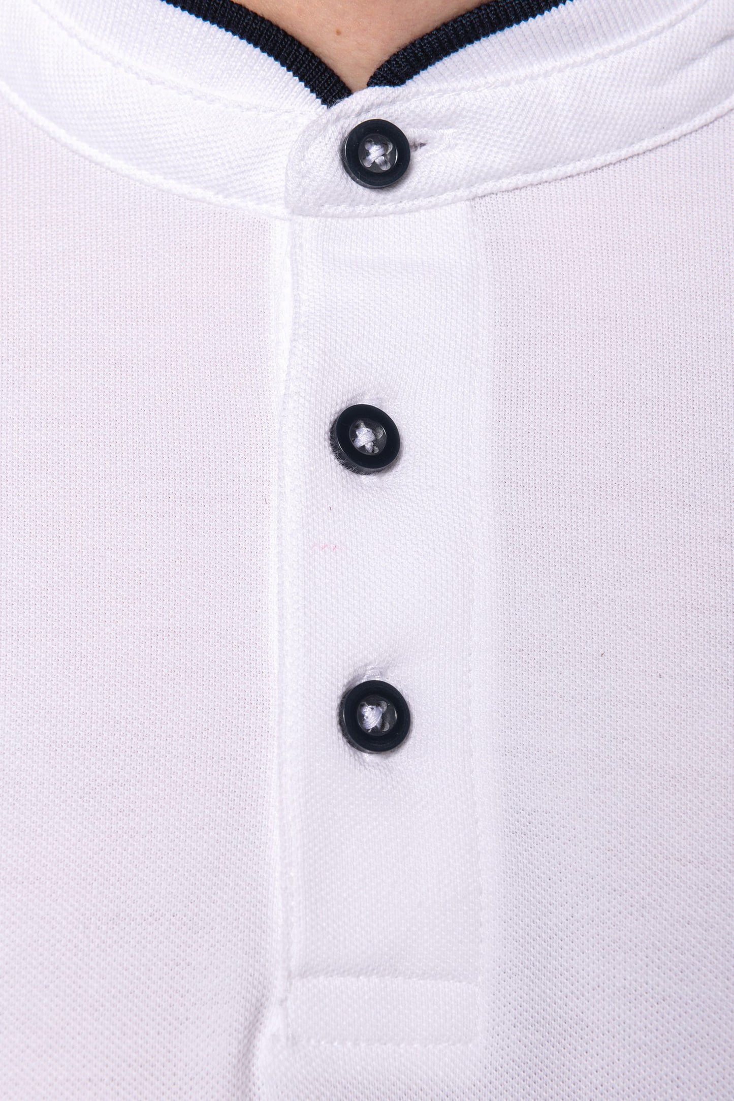 K223 - Polo uomo manica corta con collo alla coreana
