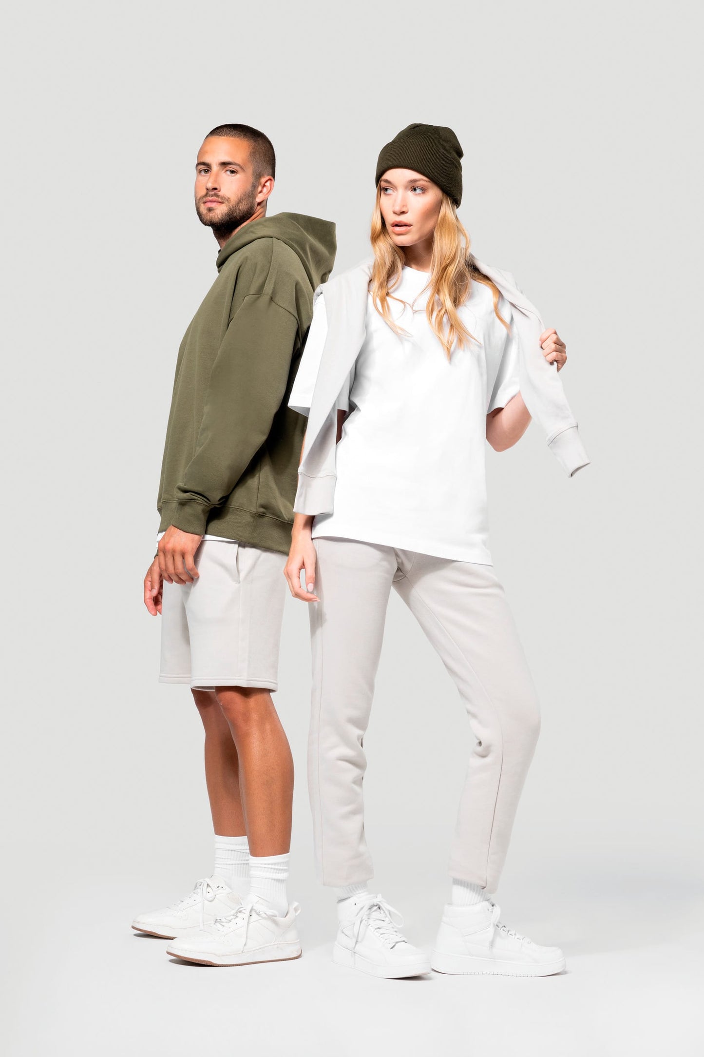 K4018 - Felpa unisex oversize con cappuccio in felpa