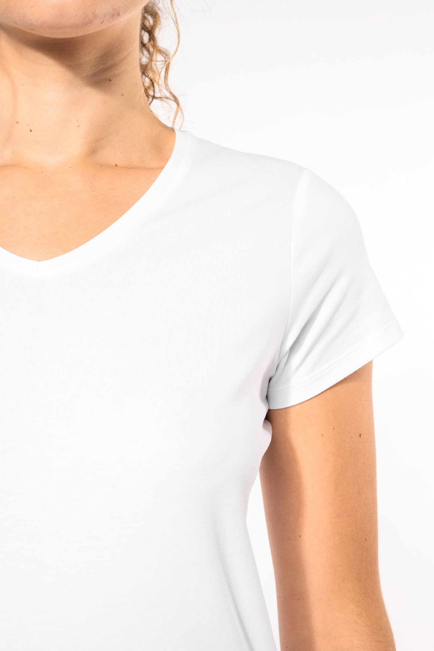 K3015 - T-shirt donna maniche corte con collo a V<br/>