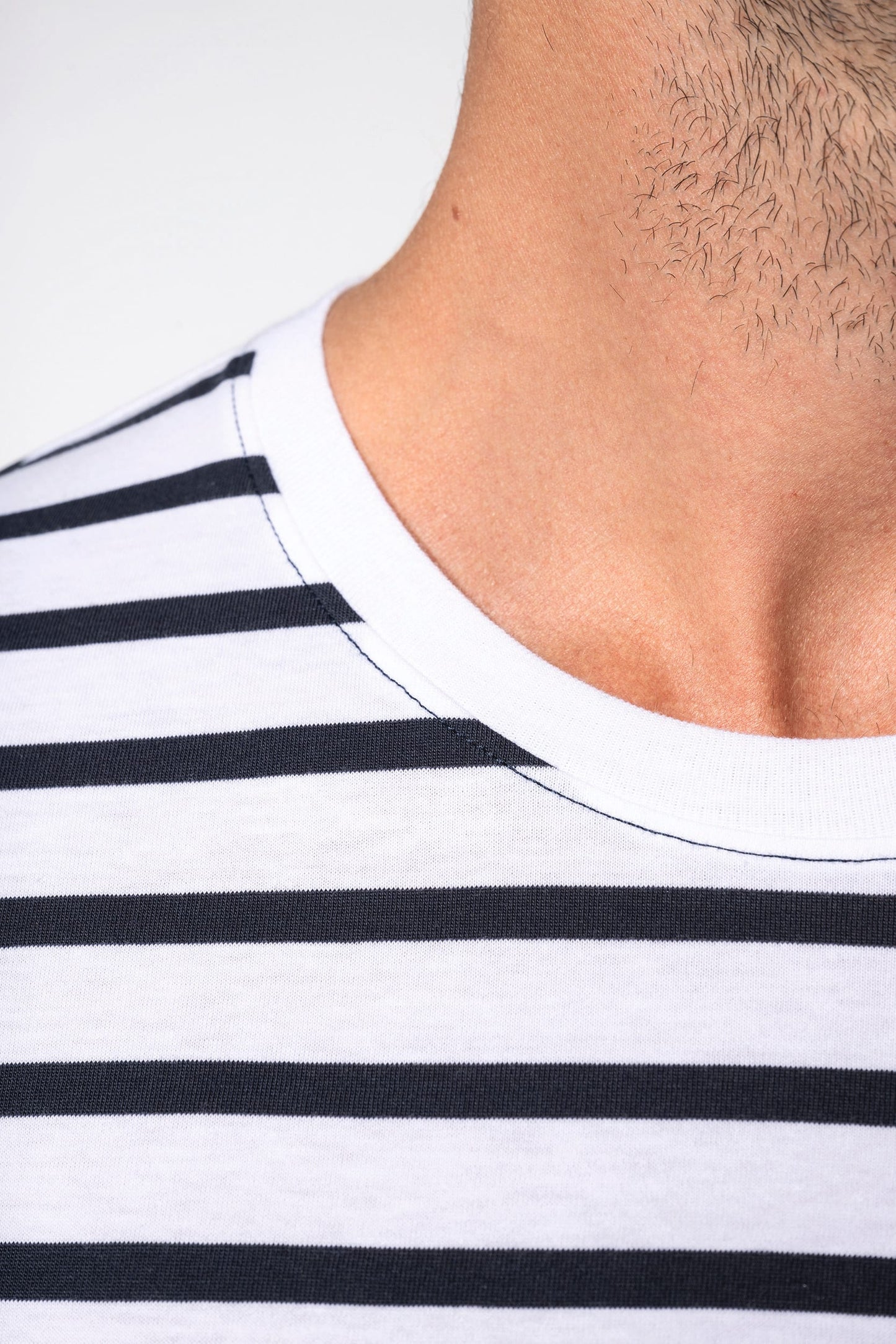 K378 - T-shirt manica corta a righe stile marinaio con tasca