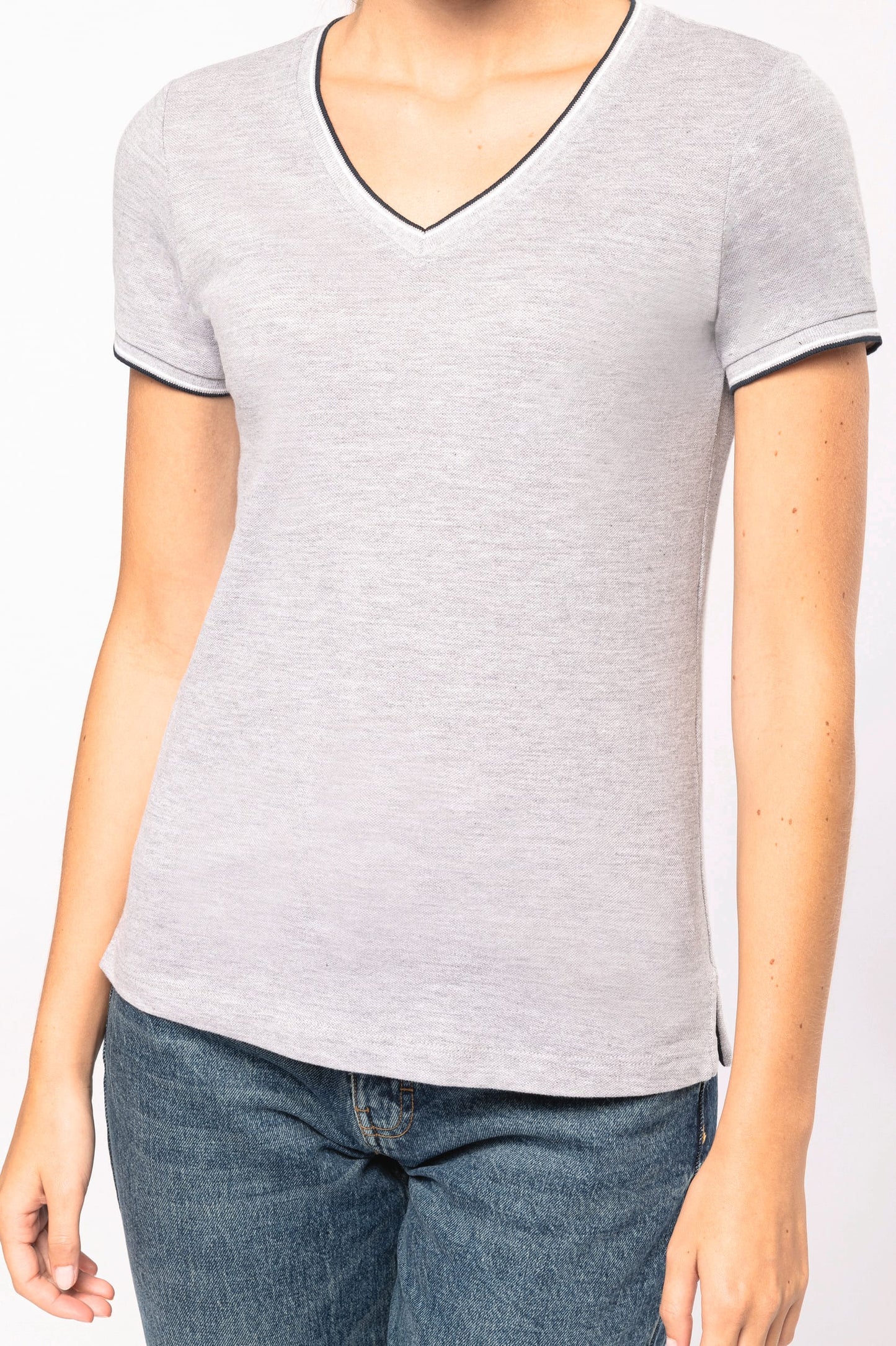 K394 - T-shirt piqué donna scollo a V