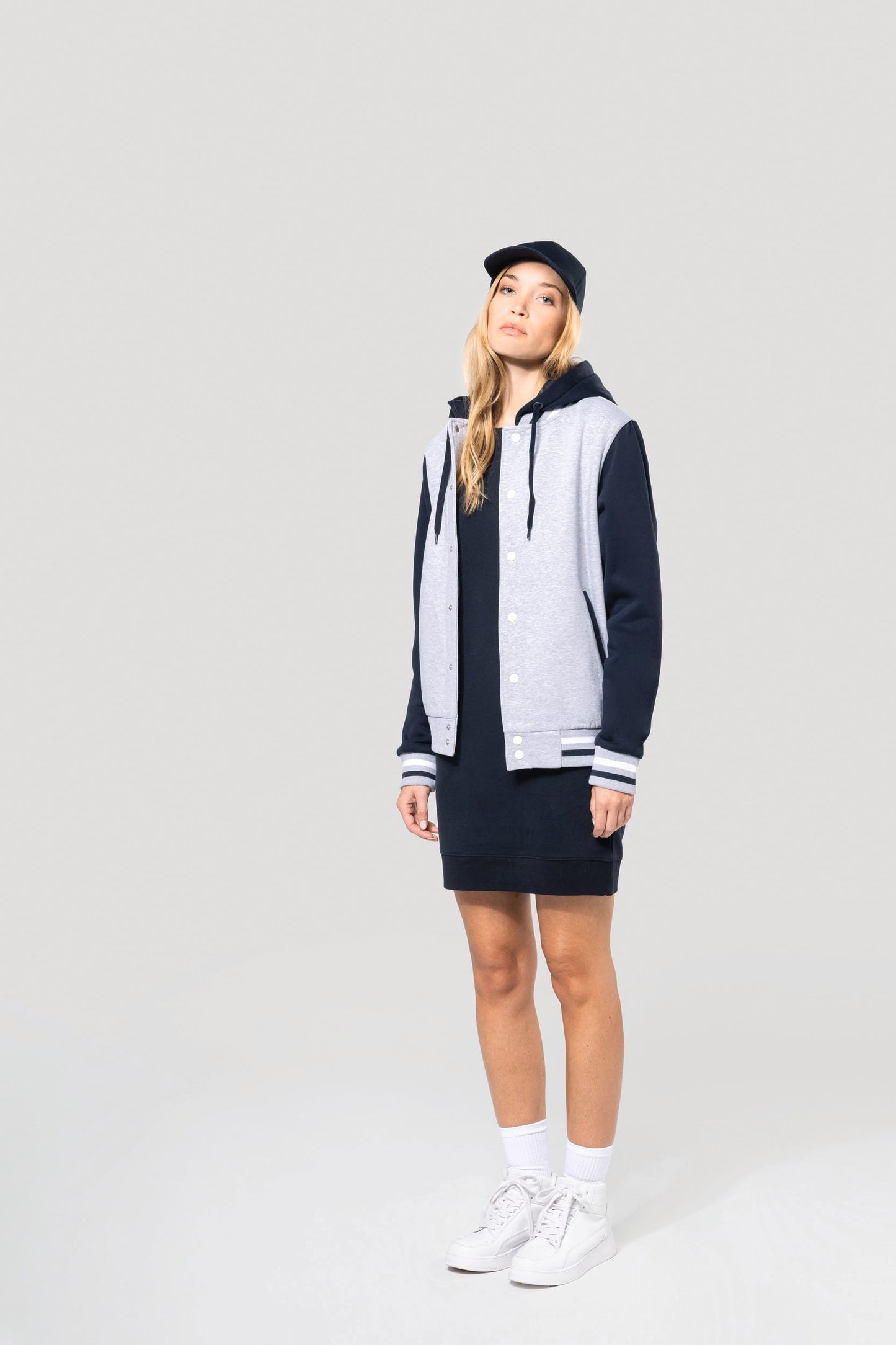 K4003 - Giubbotto Teddy unisex con cappuccio<br/>