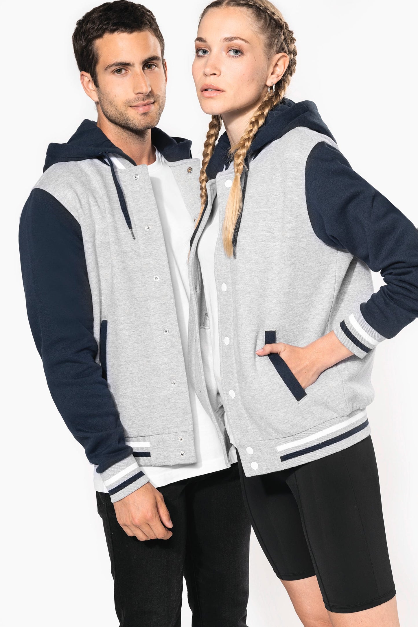 K4003 - Giubbotto Teddy unisex con cappuccio<br/>