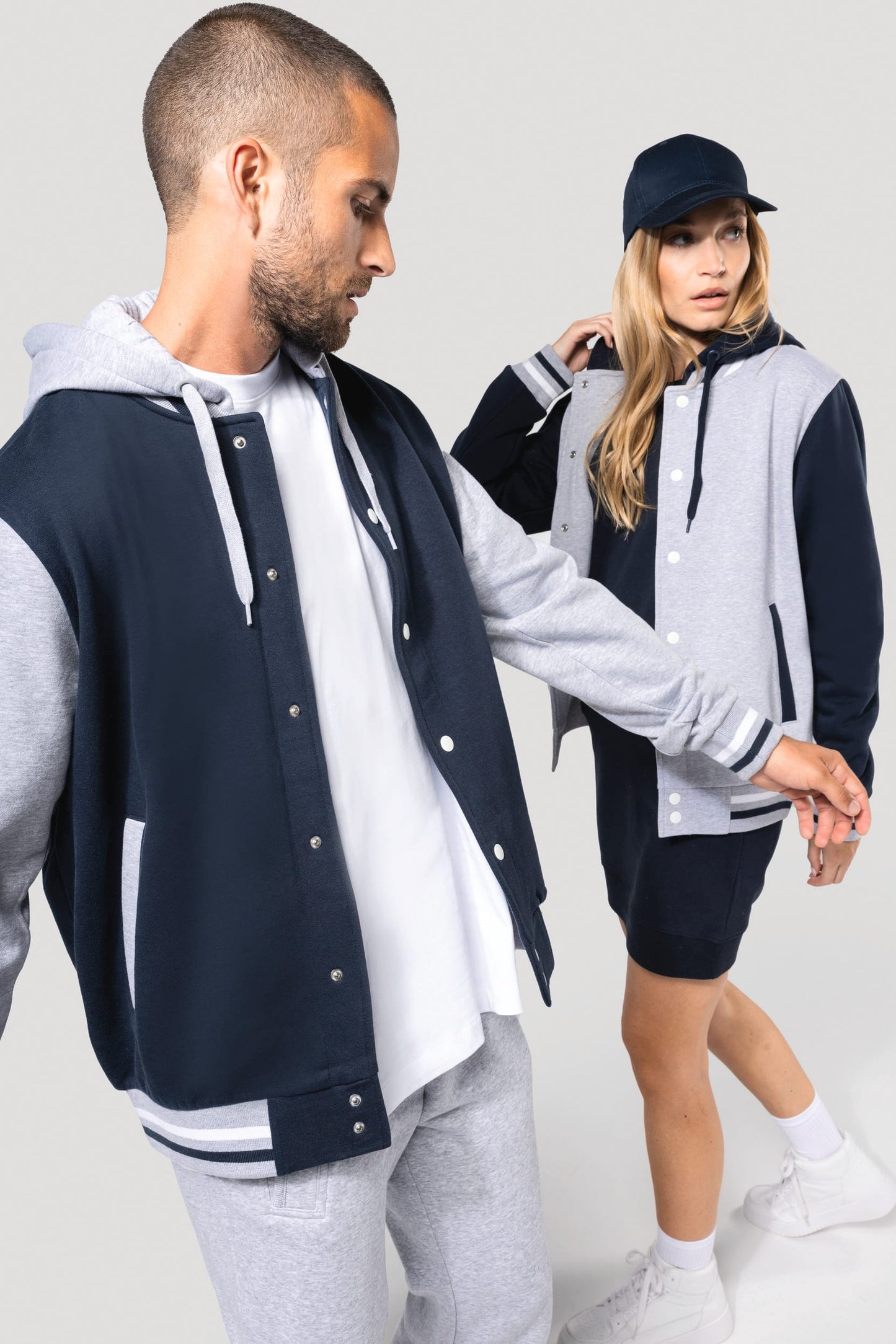 K4003 - Giubbotto Teddy unisex con cappuccio<br/>