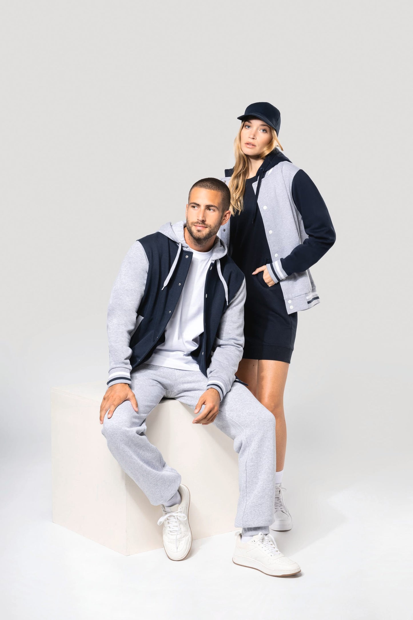 K4003 - Giubbotto Teddy unisex con cappuccio<br/>