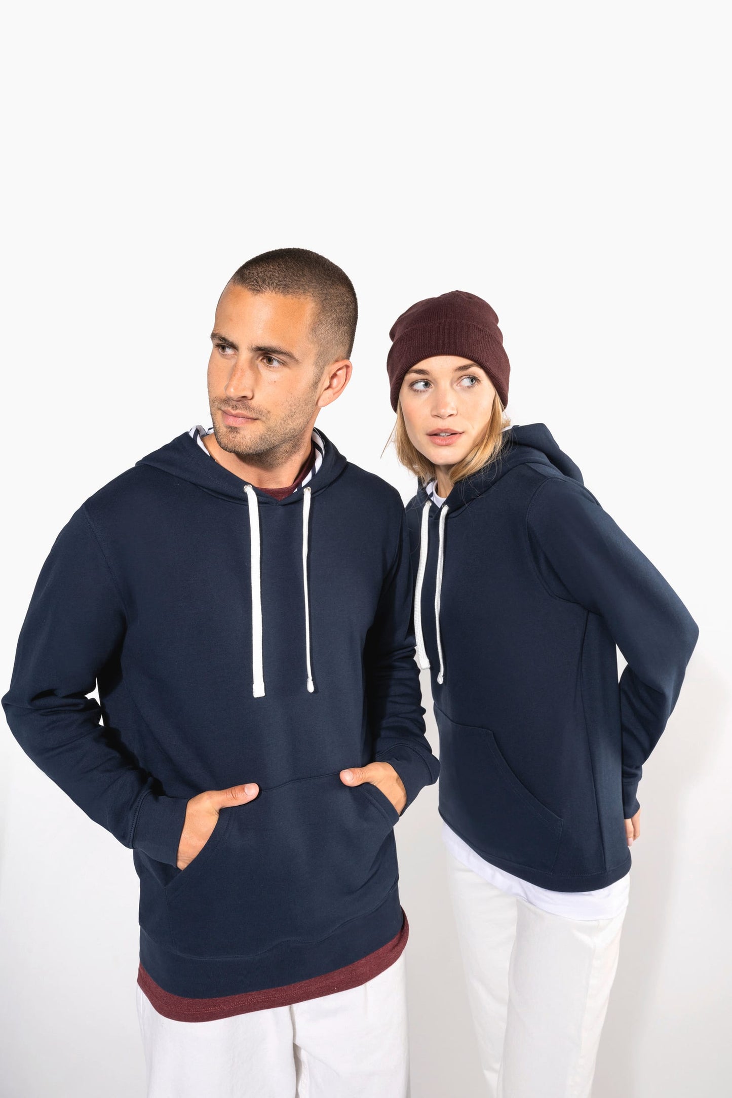 K4013 - Felpa unisex con cappuccio a contrasto con motivi