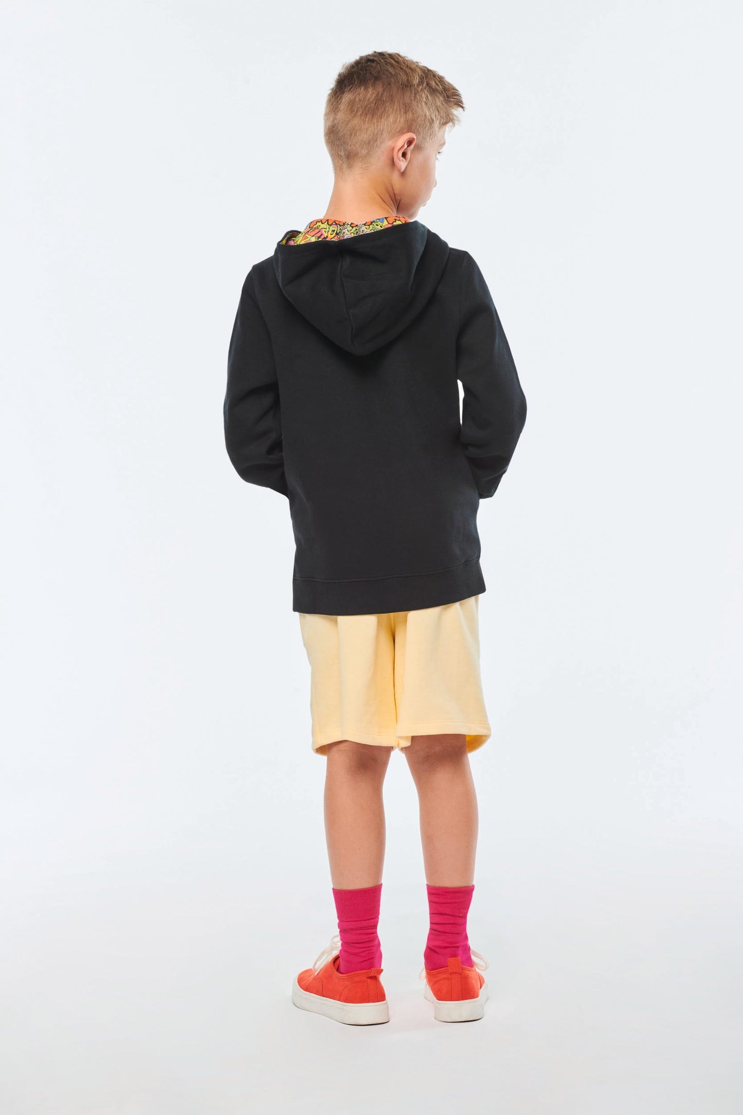 K4014 - Felpa bambino unisex con cappuccio a contrasto con motivi