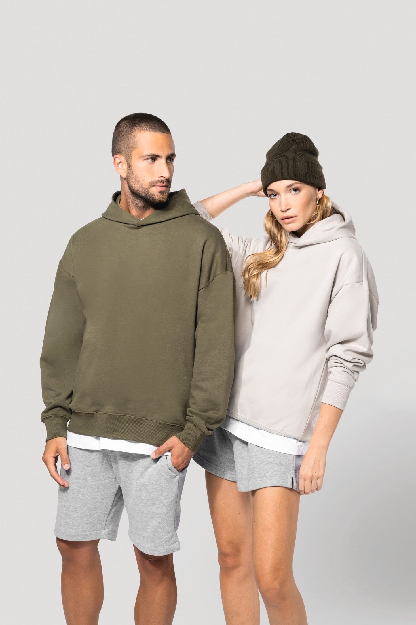 K4018 - Felpa unisex oversize con cappuccio in felpa