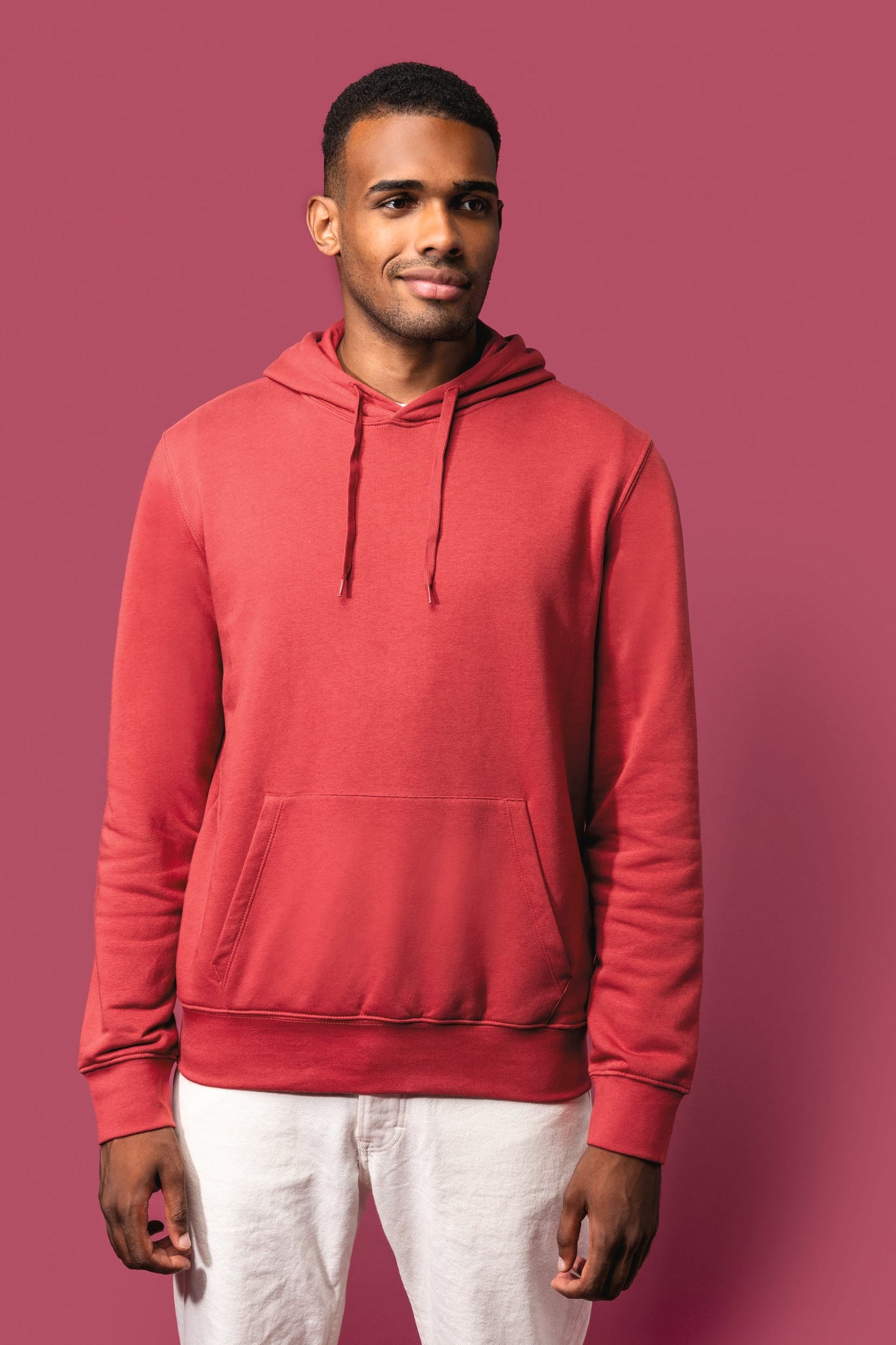 K4027A - Felpa ecosostenibile uomo con cappuccio