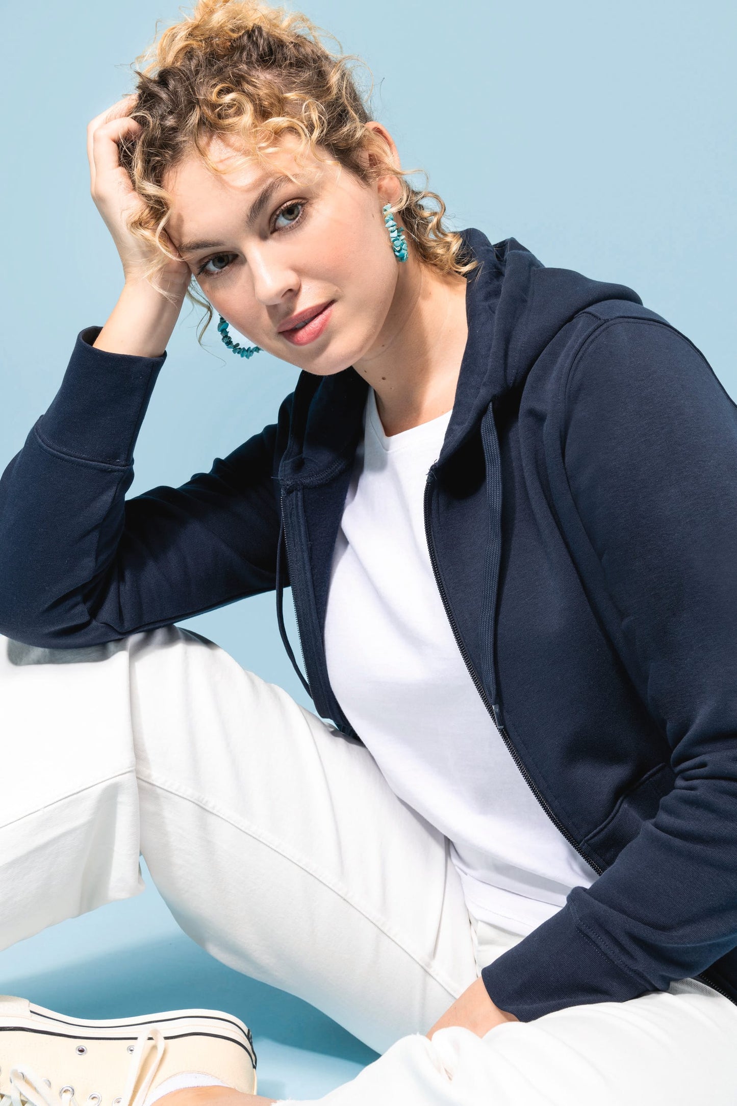 K4031C - Felpa eco-sostenibile donna con cappuccio e zip