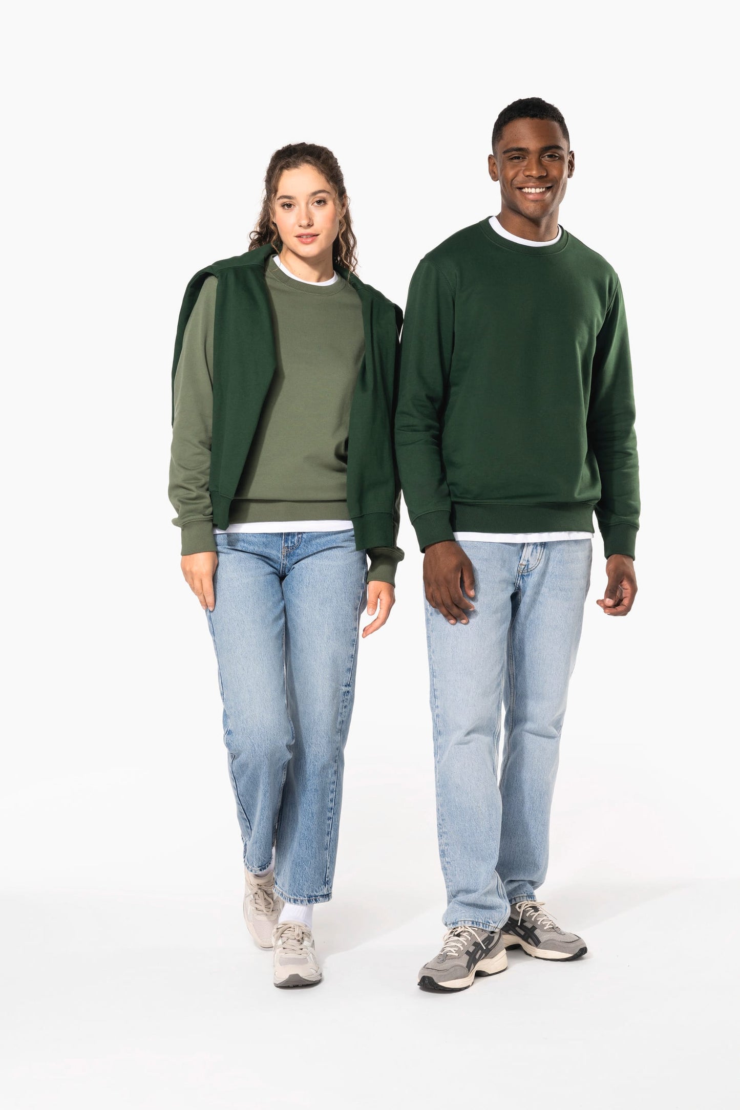 K4040X - Felpa unisex girocollo in tessuto riciclato