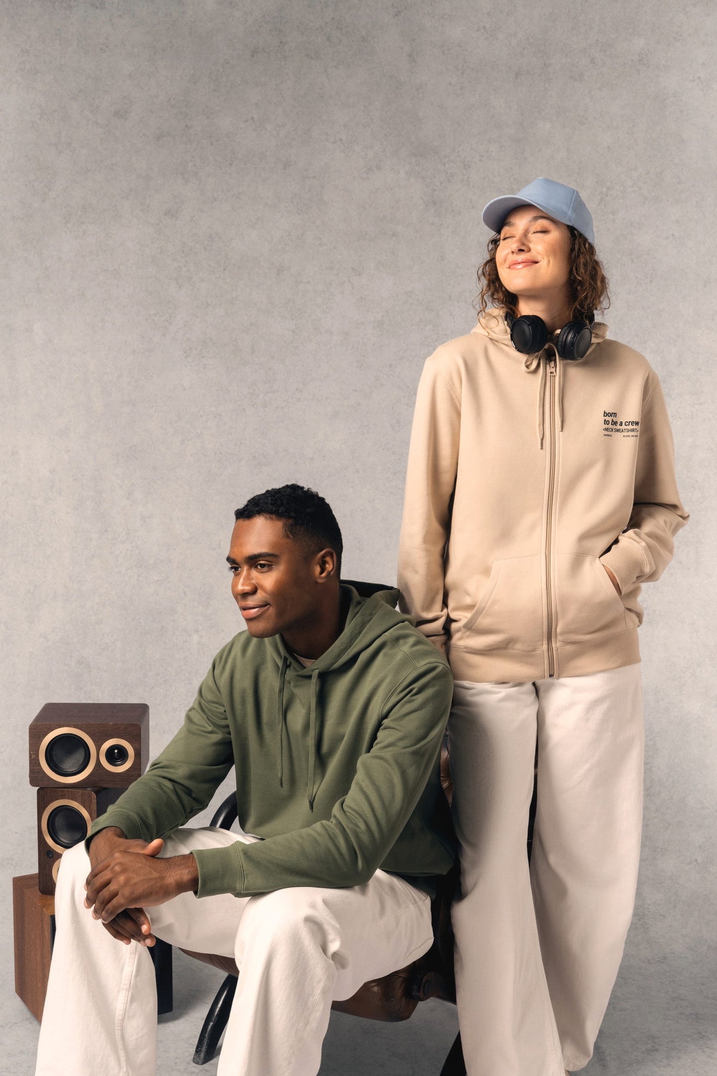 K4041AX - Felpa in tessuto riciclato con cappuccio unisex