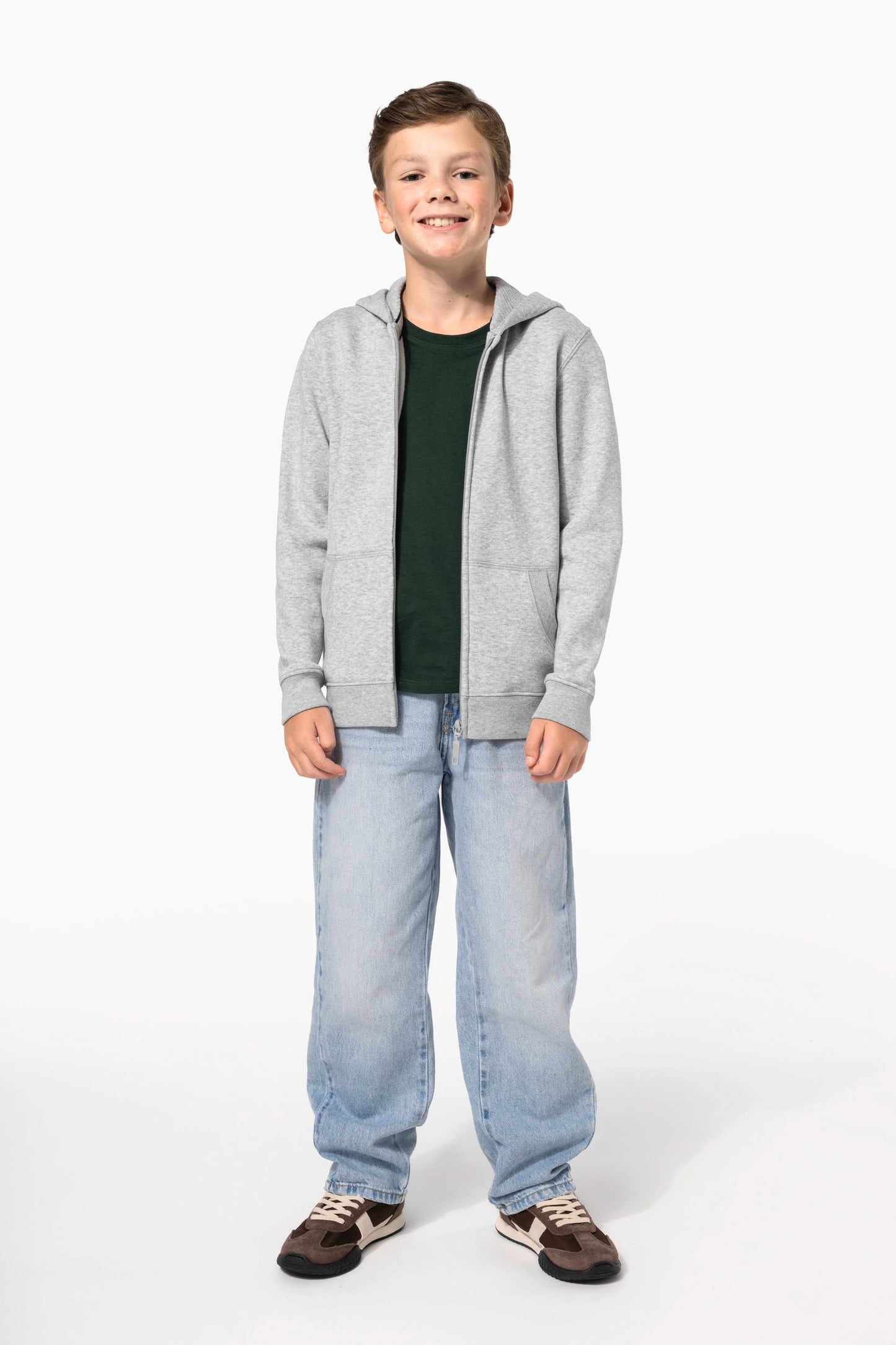 K4045 - Felpa in materiale riciclato con zip e cappuccio bambino