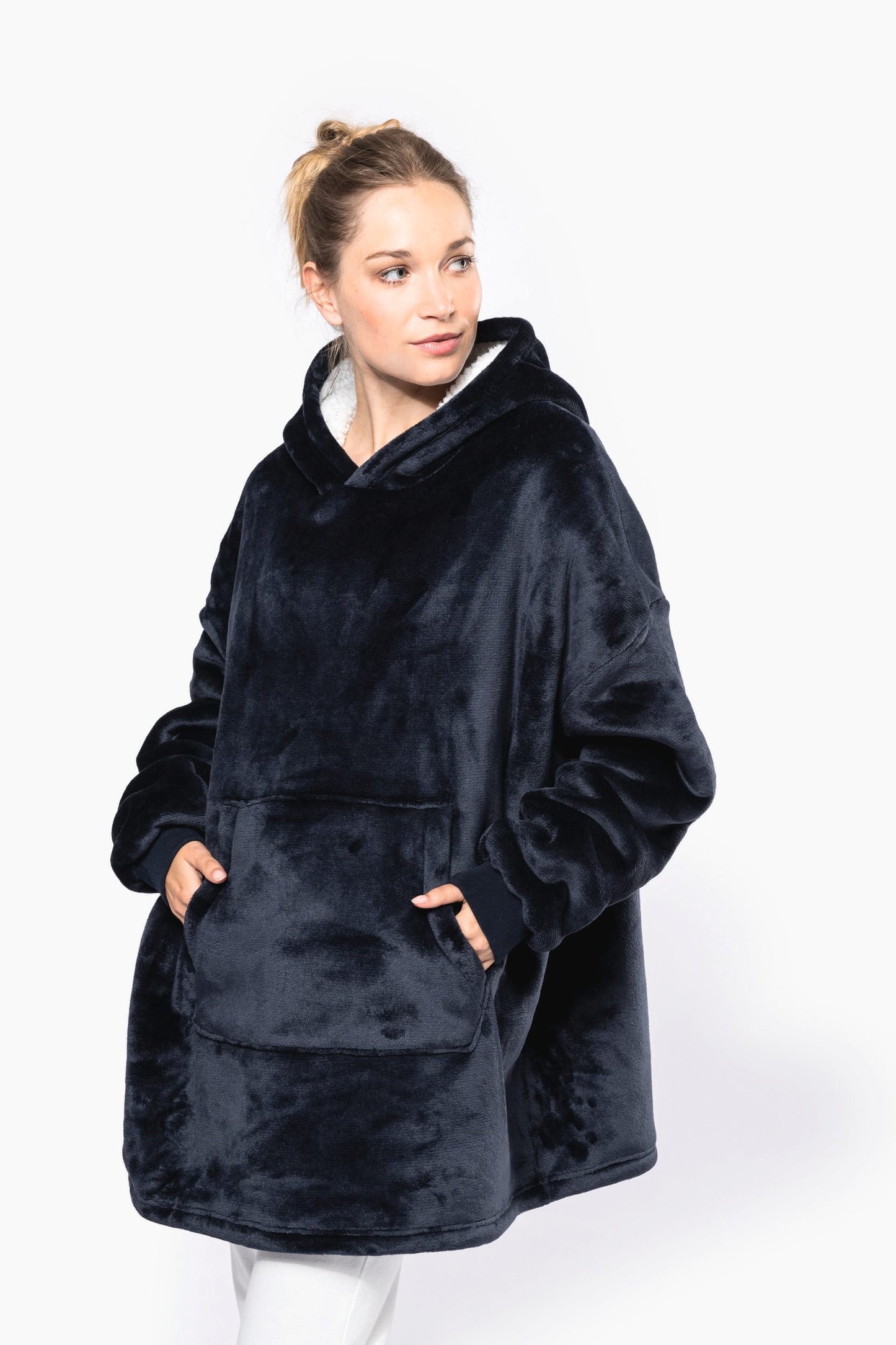 K410 - Plaid poncho