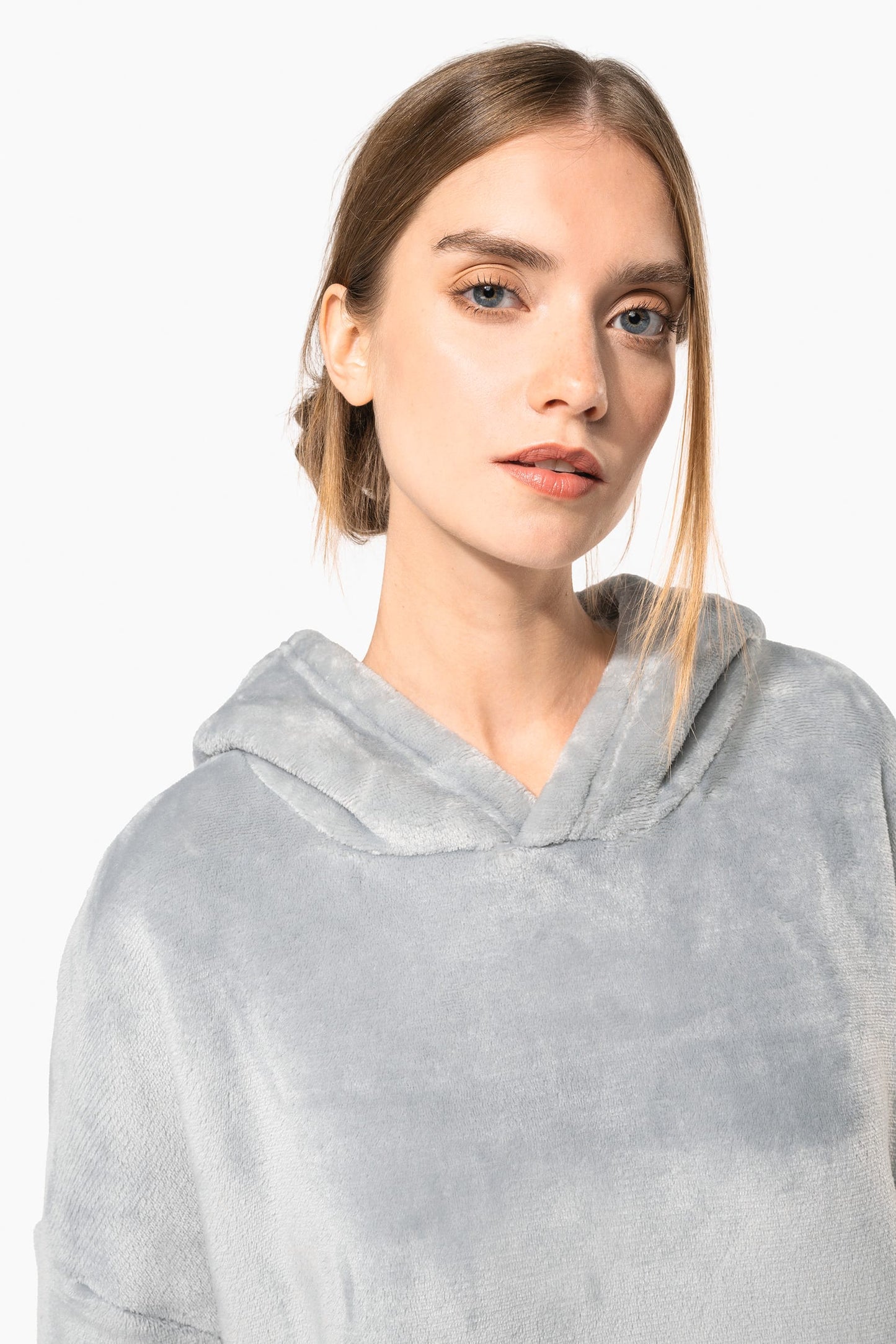 K410 - Plaid poncho