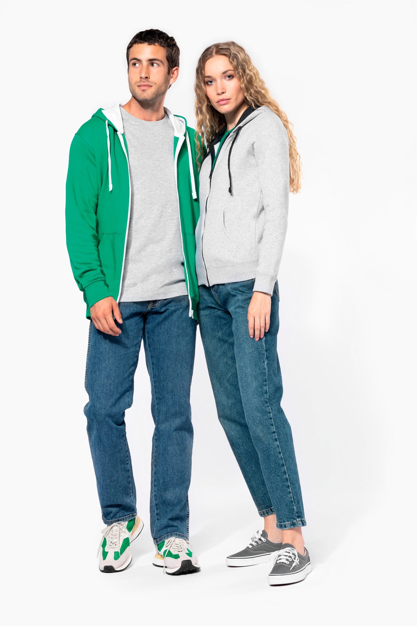 K466 - Felpa uomo con cappuccio a contrasto full zip