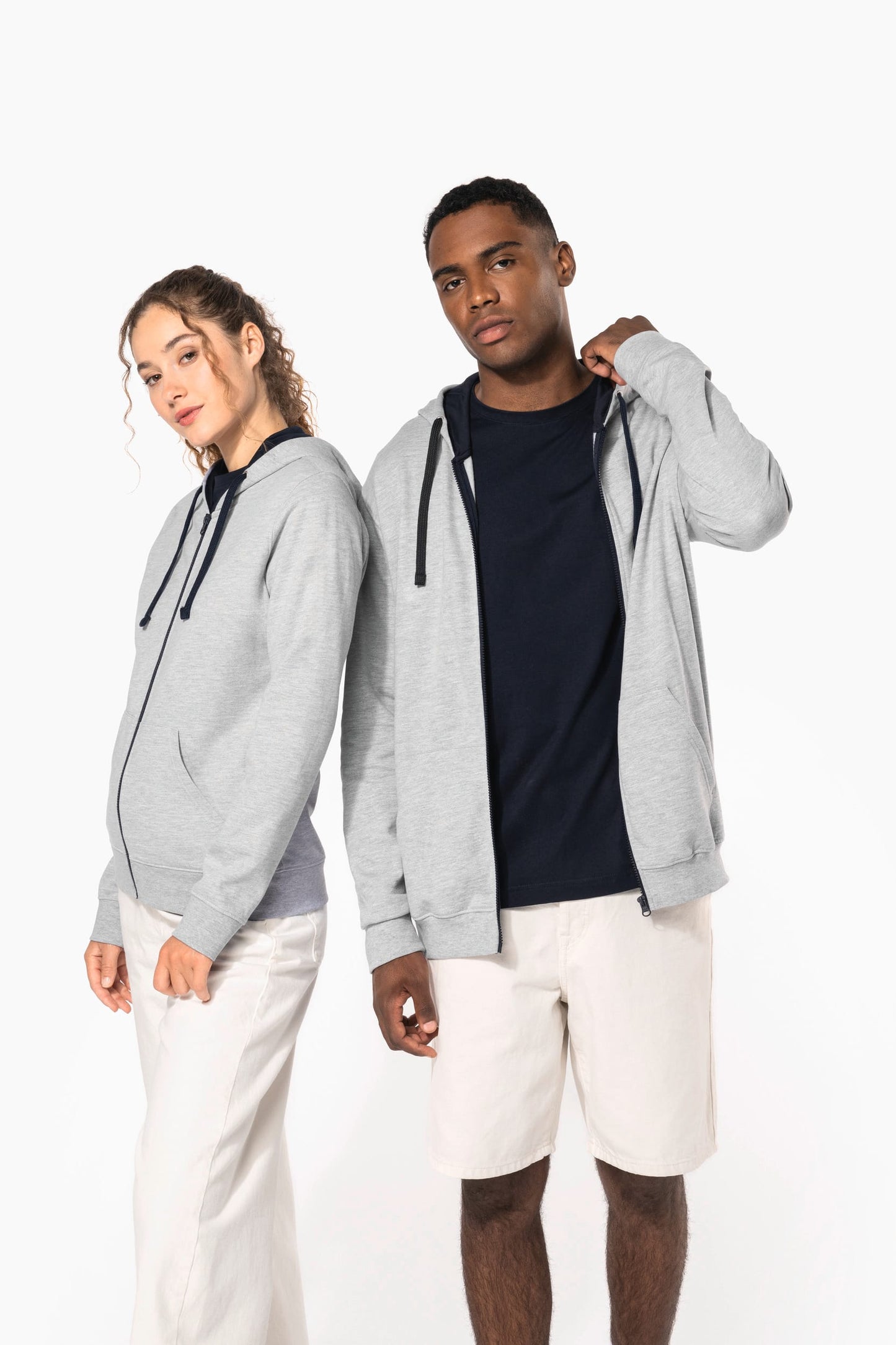 K466 - Felpa uomo con cappuccio a contrasto full zip