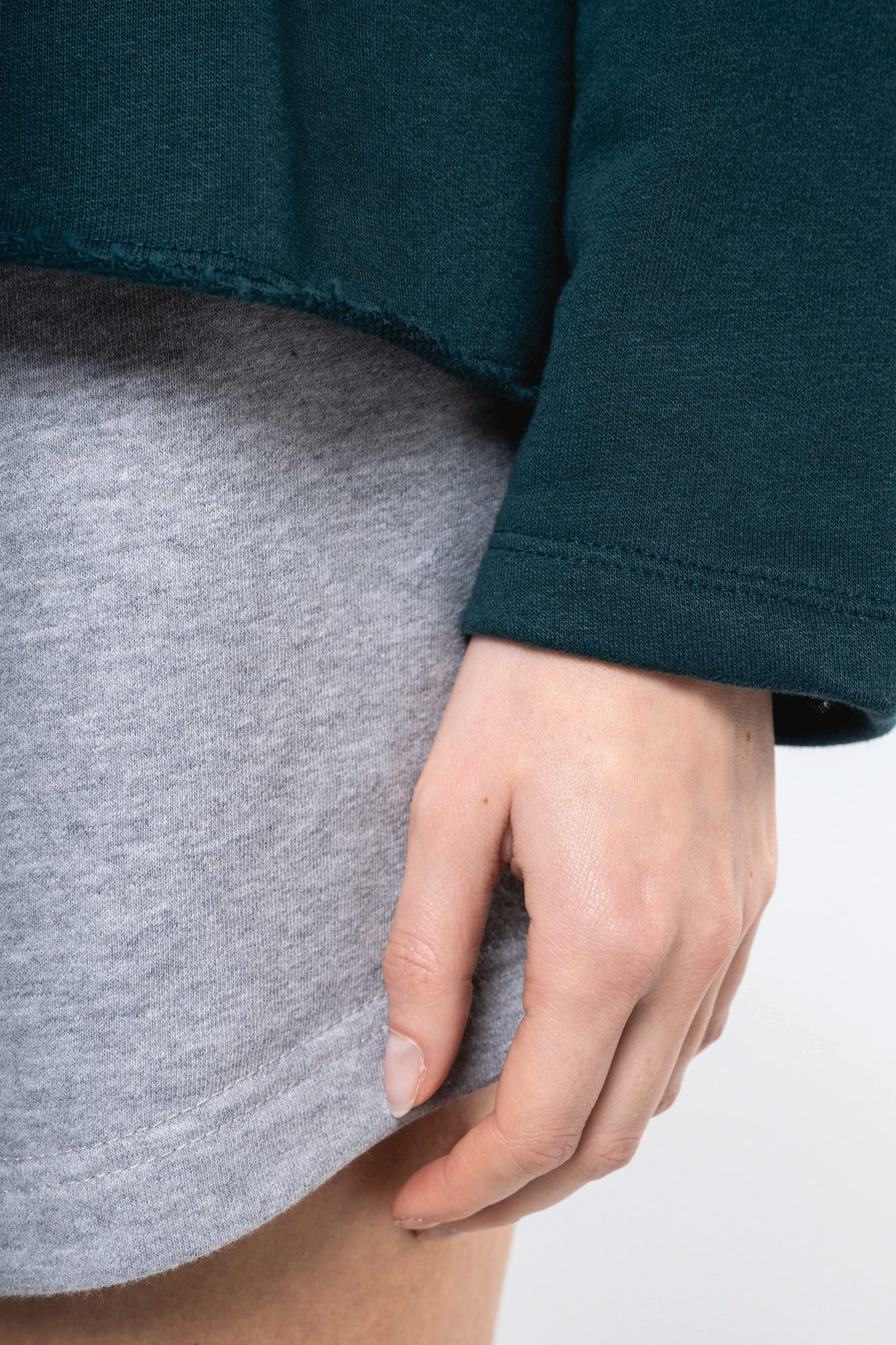 K471 - Felpa oversize "Loose" donna NON GARZATA