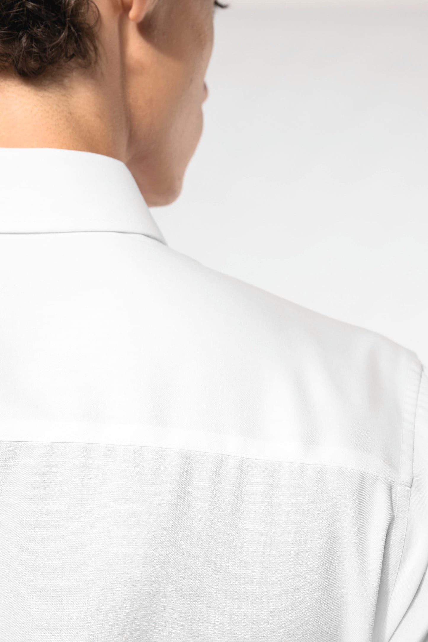 K522C - Camicia uomo attillata manica lunga no-stiro