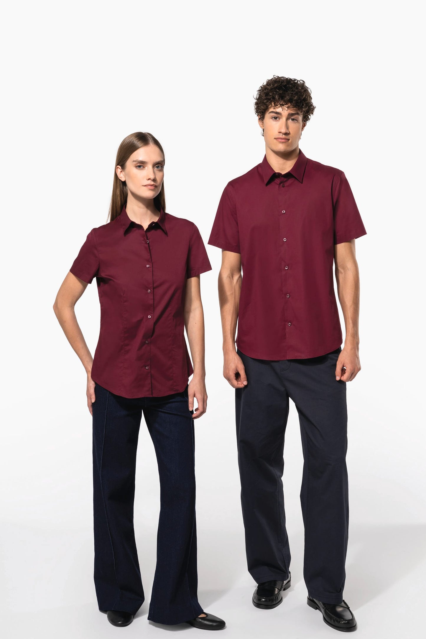 K531 - Camicia uomo elasticizzata manica corta