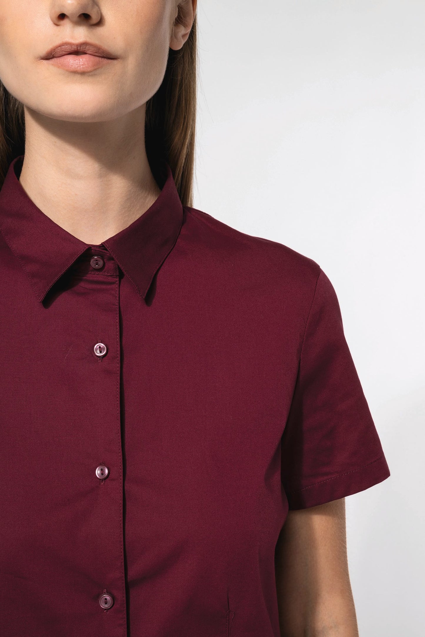 K532 - Camicia donna elasticizzata manica corta