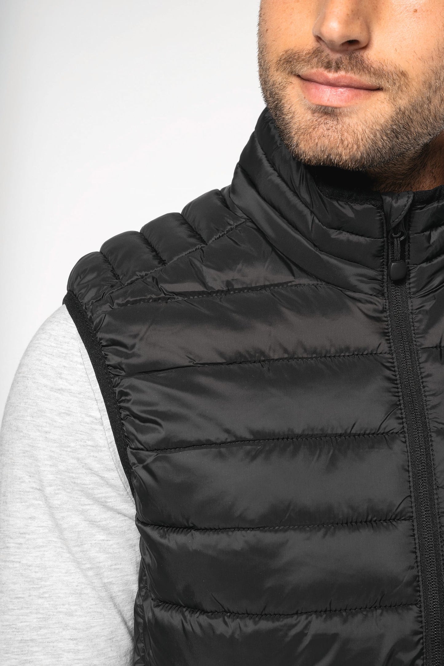 K6113 - Piumino uomo leggero smanicato