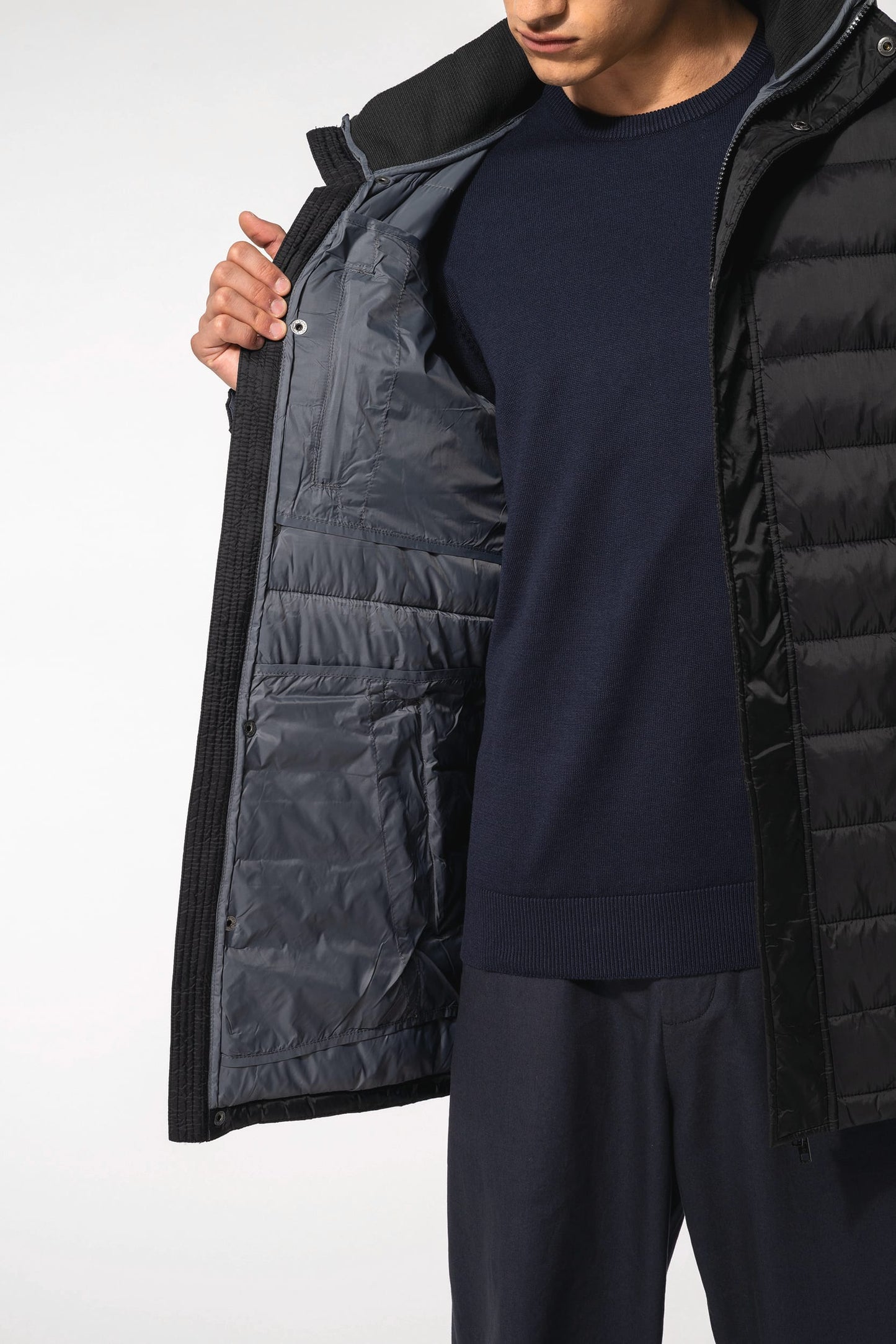 K6128 - Parka piumino uomo leggero con cappuccio