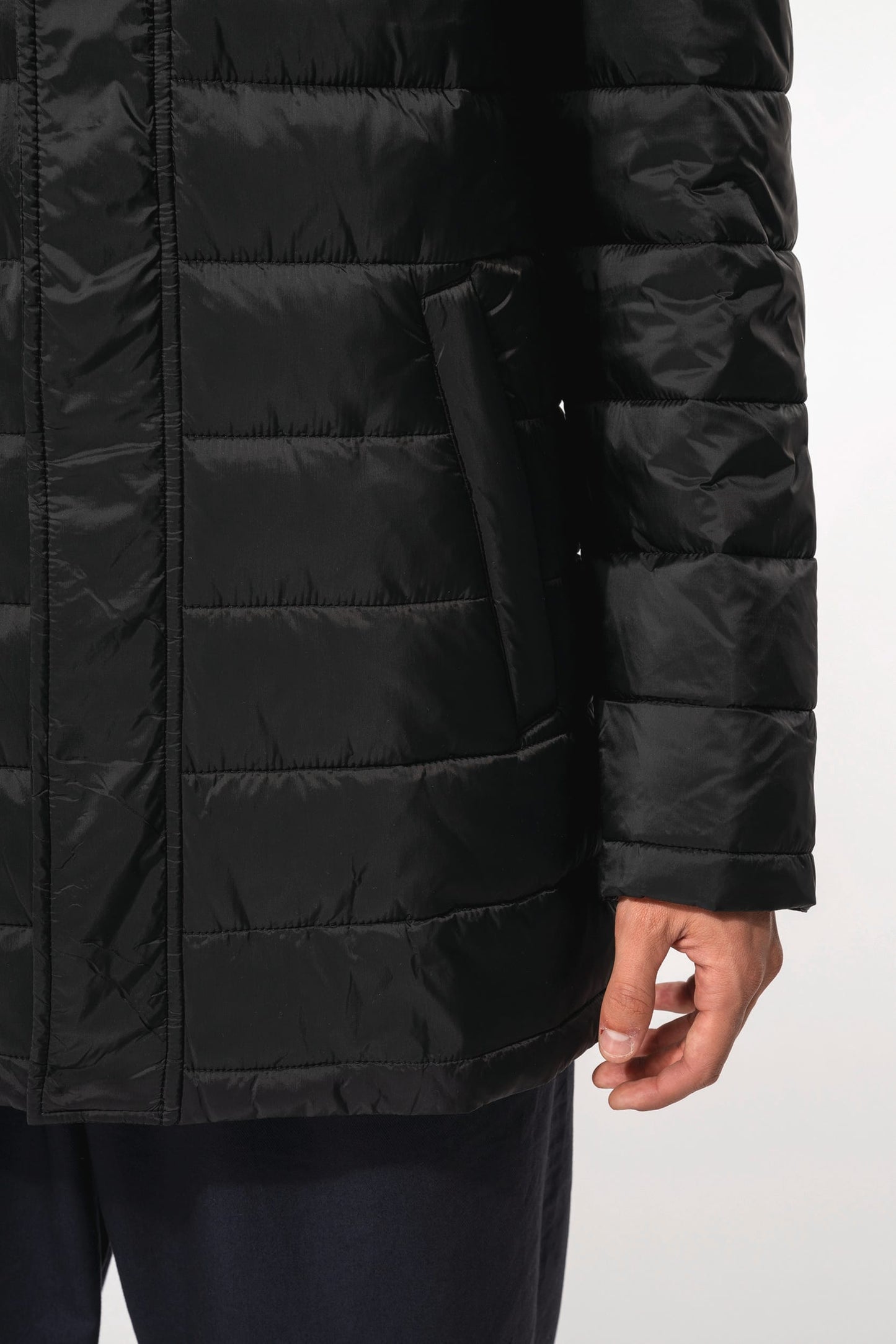 K6128 - Parka piumino uomo leggero con cappuccio