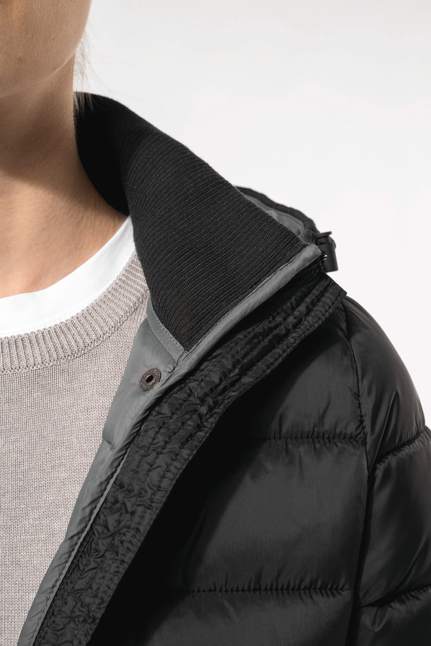 K6129 - Parka piumino donna leggero con cappuccio