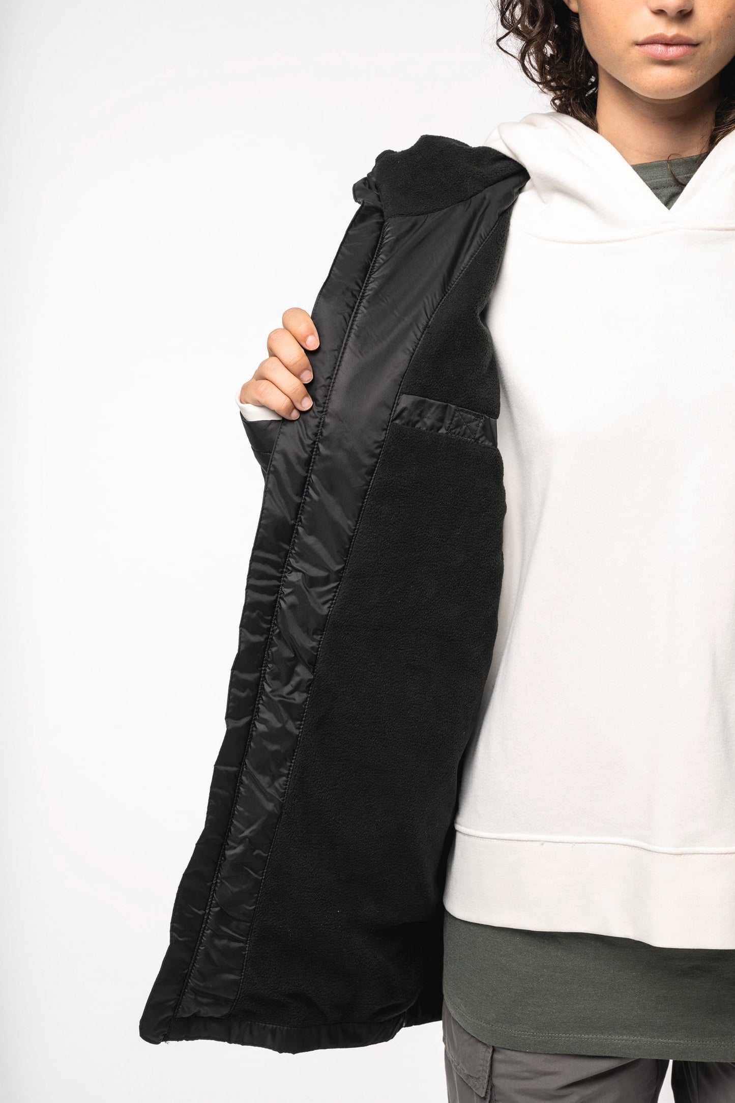 K6153 - Giacca unisex con cappuccio foderato in micropile