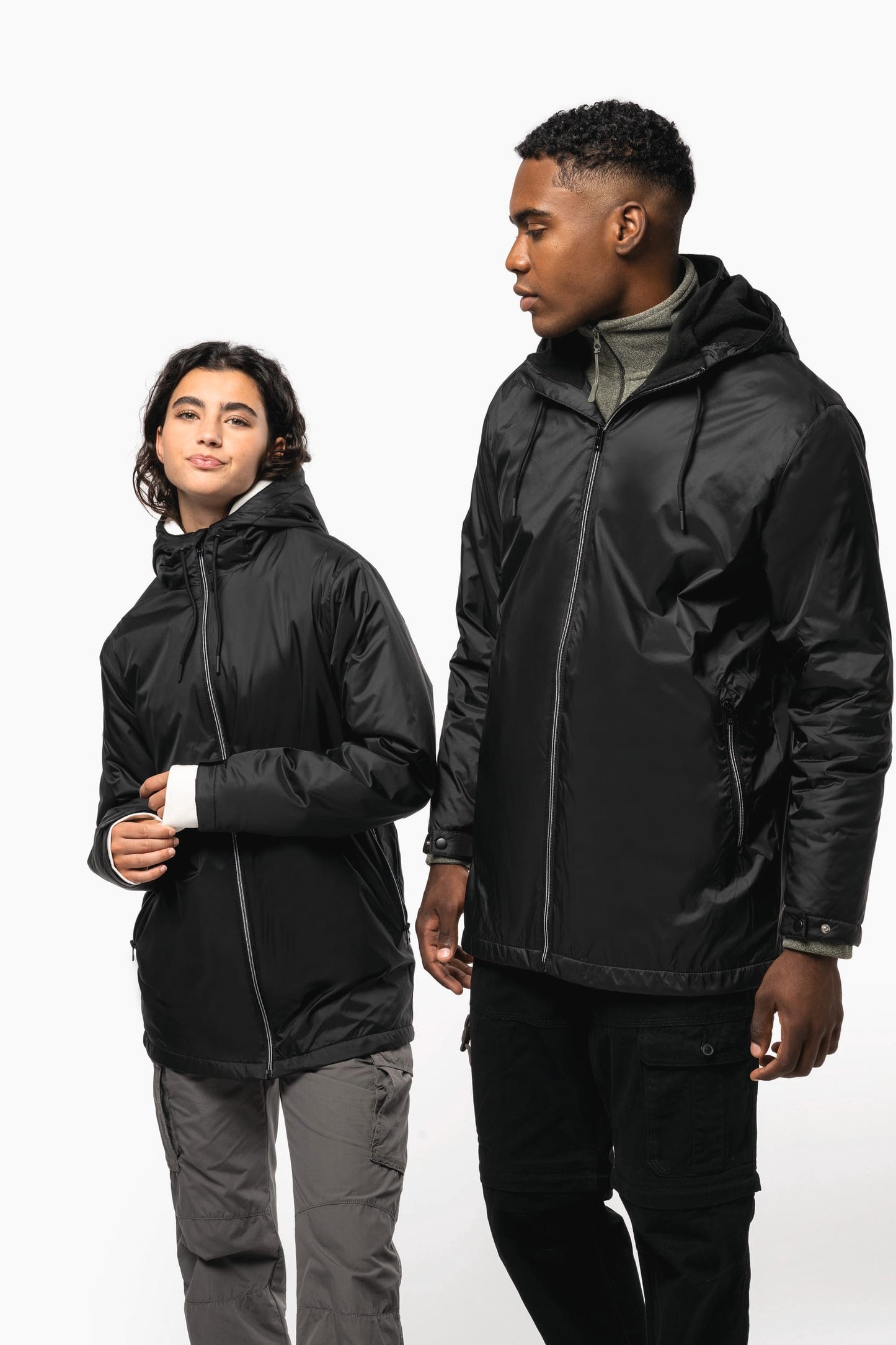 K6153 - Giacca unisex con cappuccio foderato in micropile