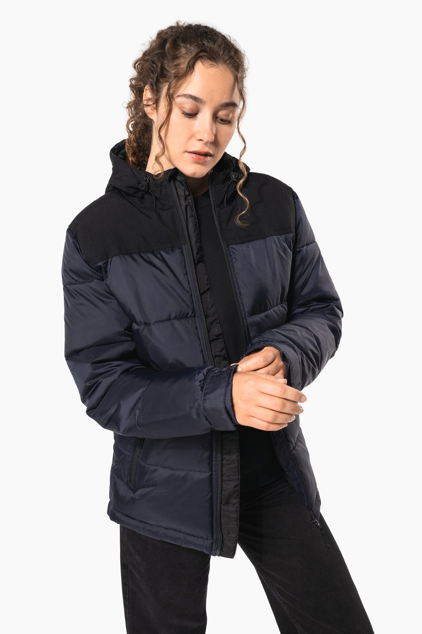 K6163 - Parka imbottito con cappuccio bicolore unisex