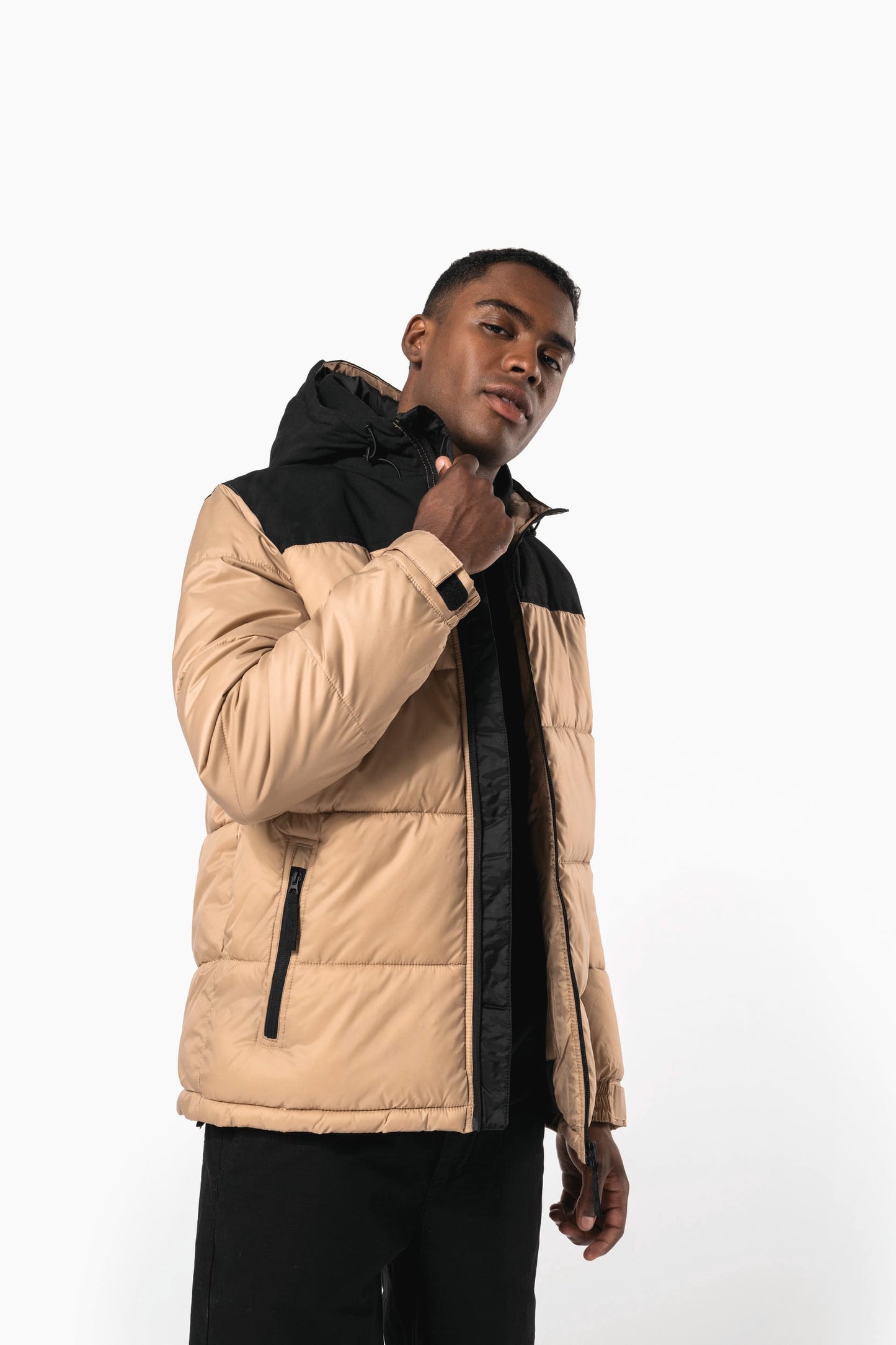 K6163 - Parka imbottito con cappuccio bicolore unisex