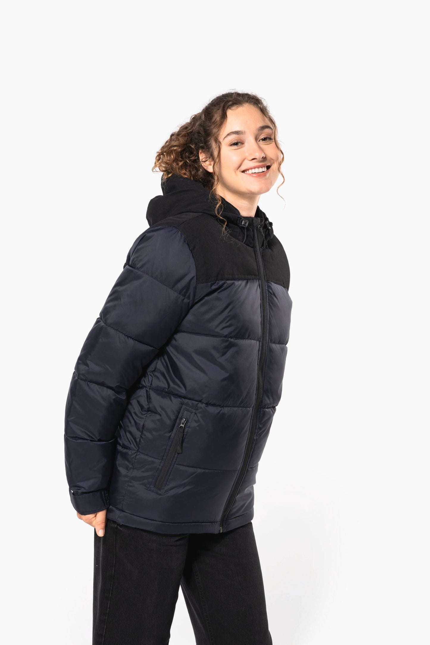 K6163 - Parka imbottito con cappuccio bicolore unisex