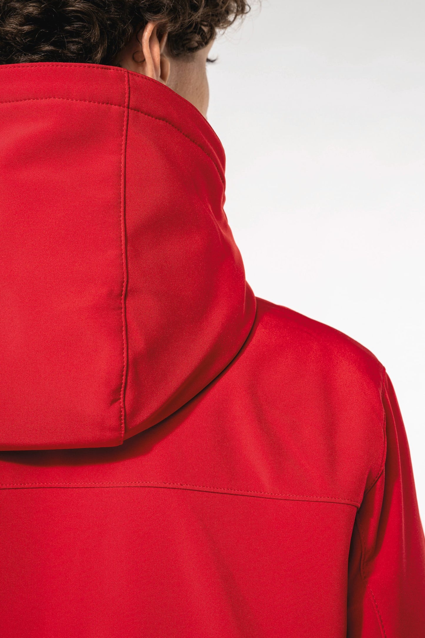 K650 - Parka uomo softshell imbottito con cappuccio