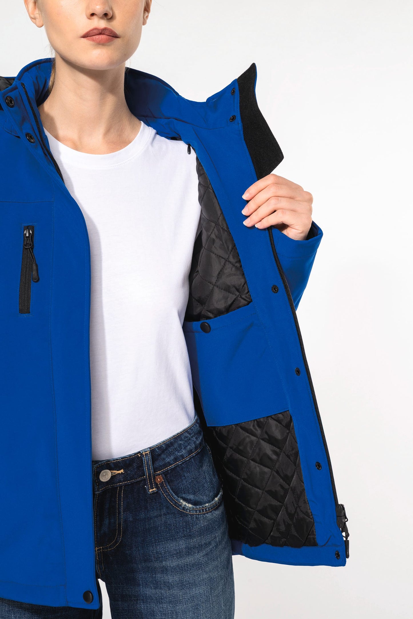 K651 - Parka donna softshell imbottito con cappuccio