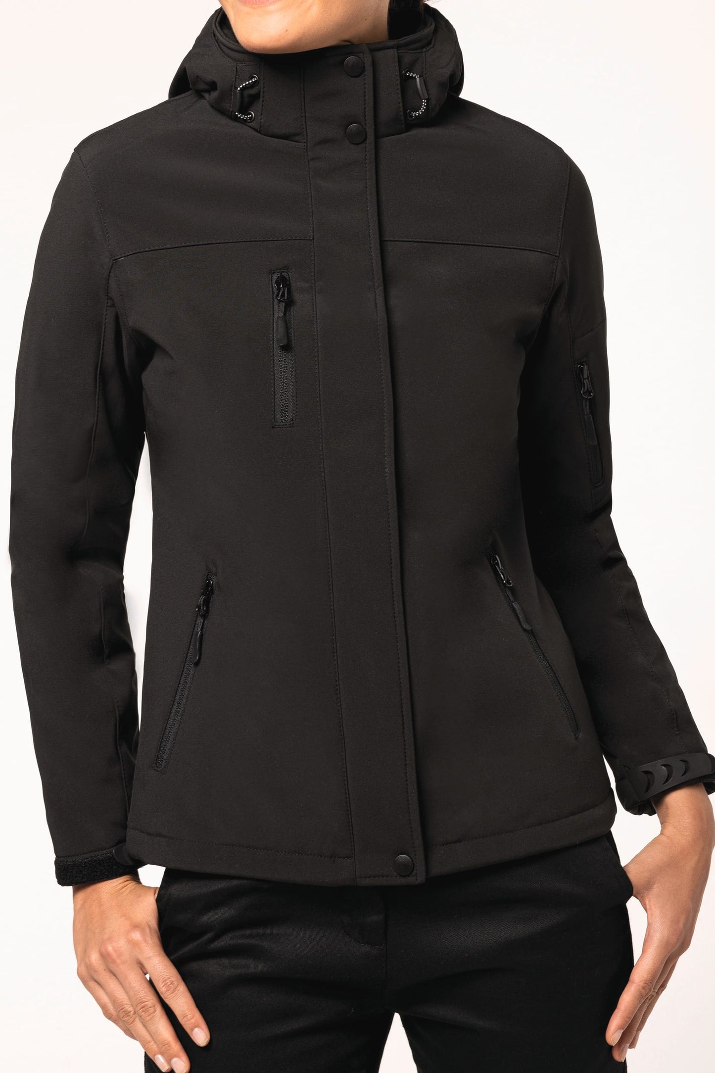 K651 - Parka donna softshell imbottito con cappuccio