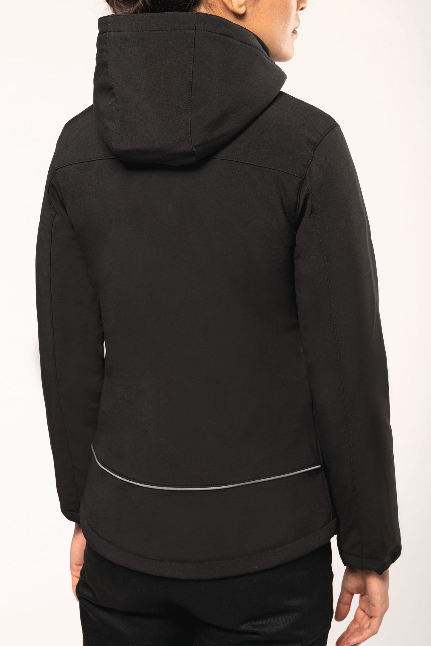 K651 - Parka donna softshell imbottito con cappuccio