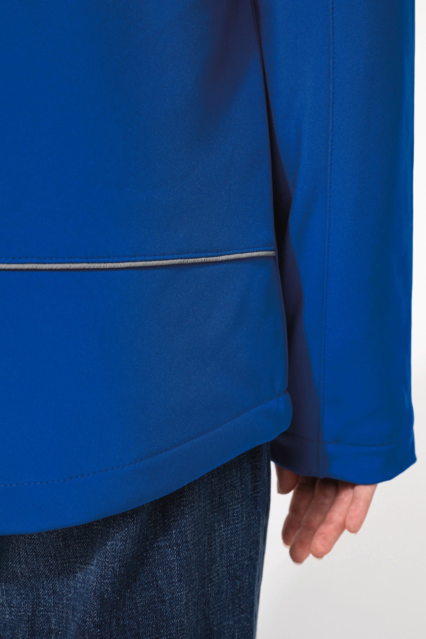 K651 - Parka donna softshell imbottito con cappuccio