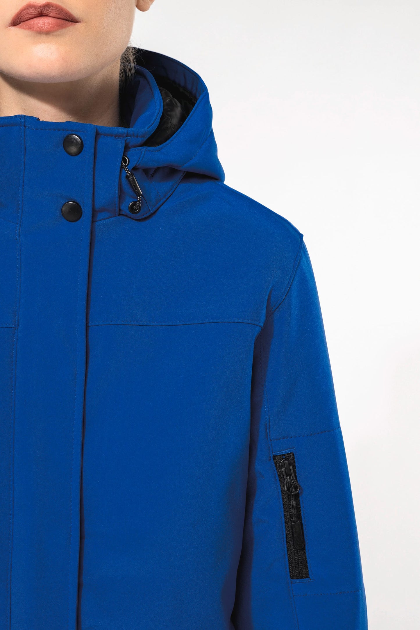 K651 - Parka donna softshell imbottito con cappuccio