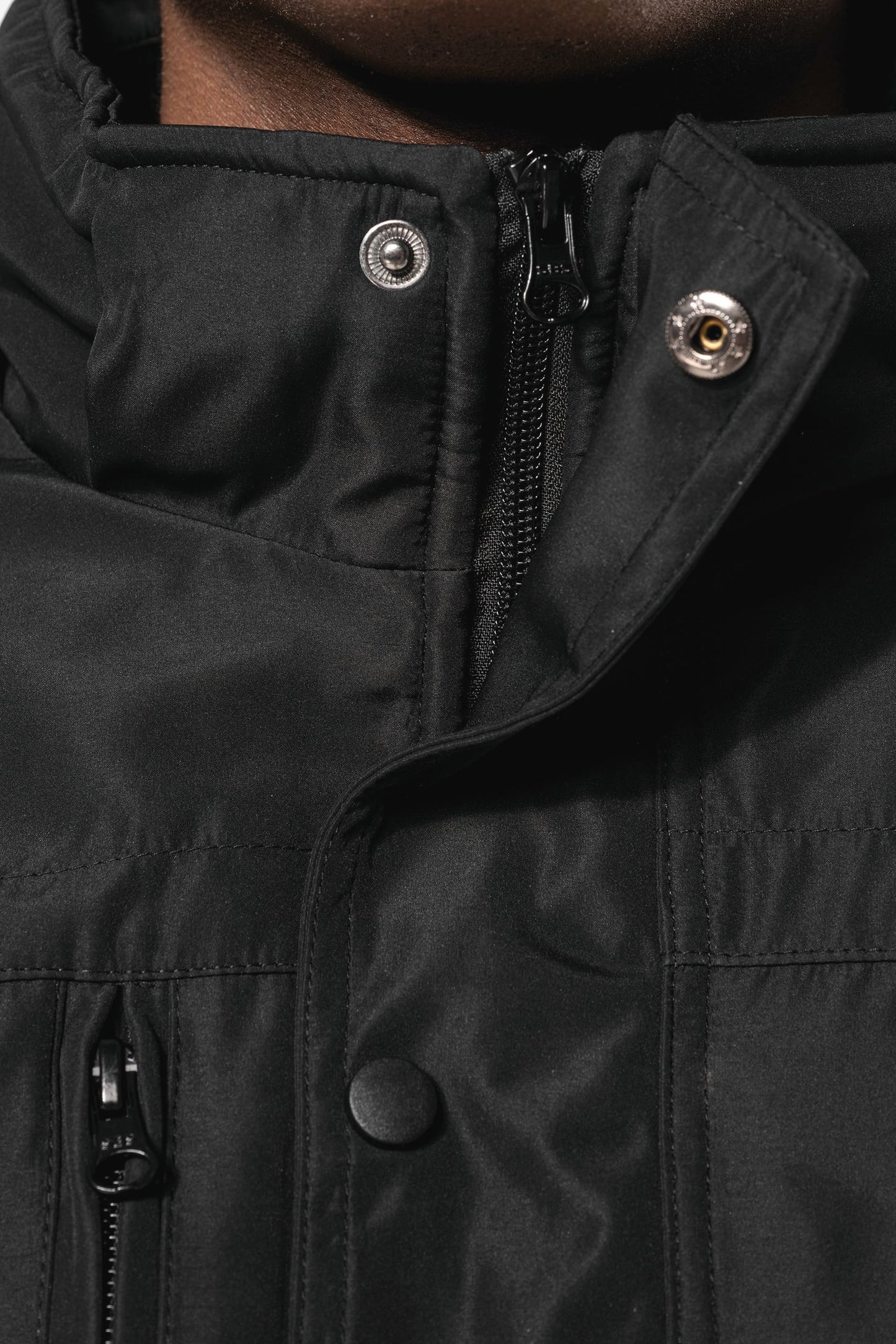 K656 - Parka con cappuccio removibile
