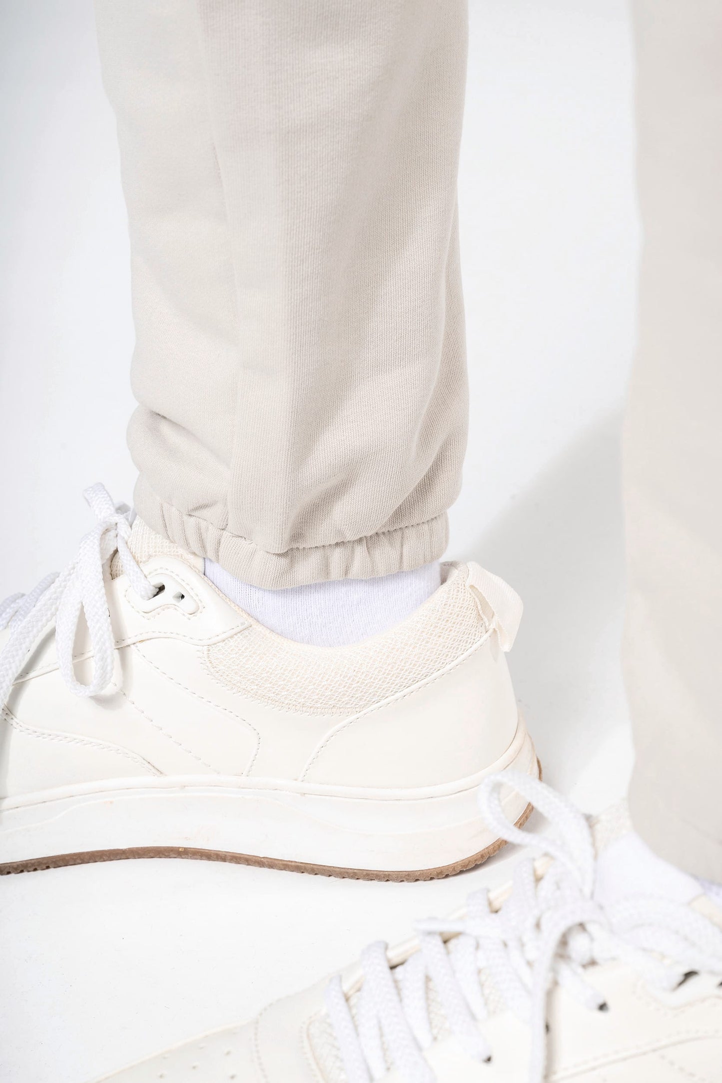 K7025C - Pantaloni ecosostenibili in felpa uomo