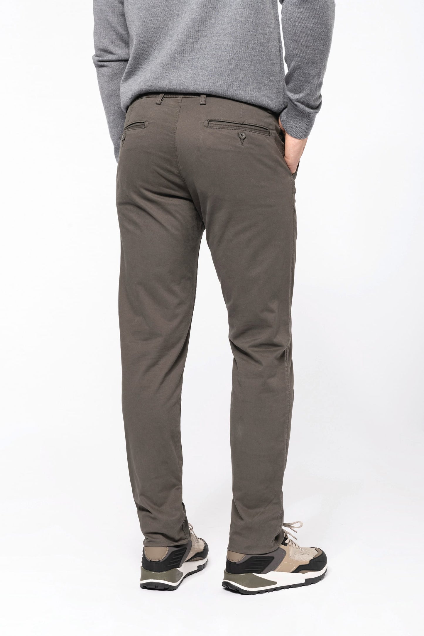 K748 - Chino premium