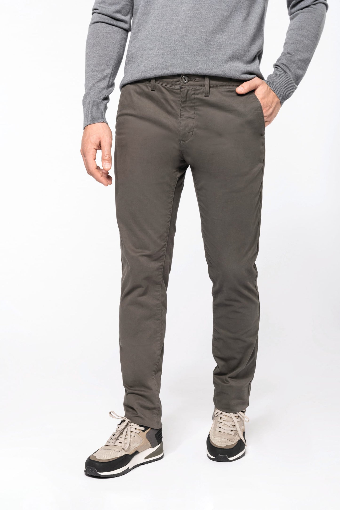 K748 - Chino premium