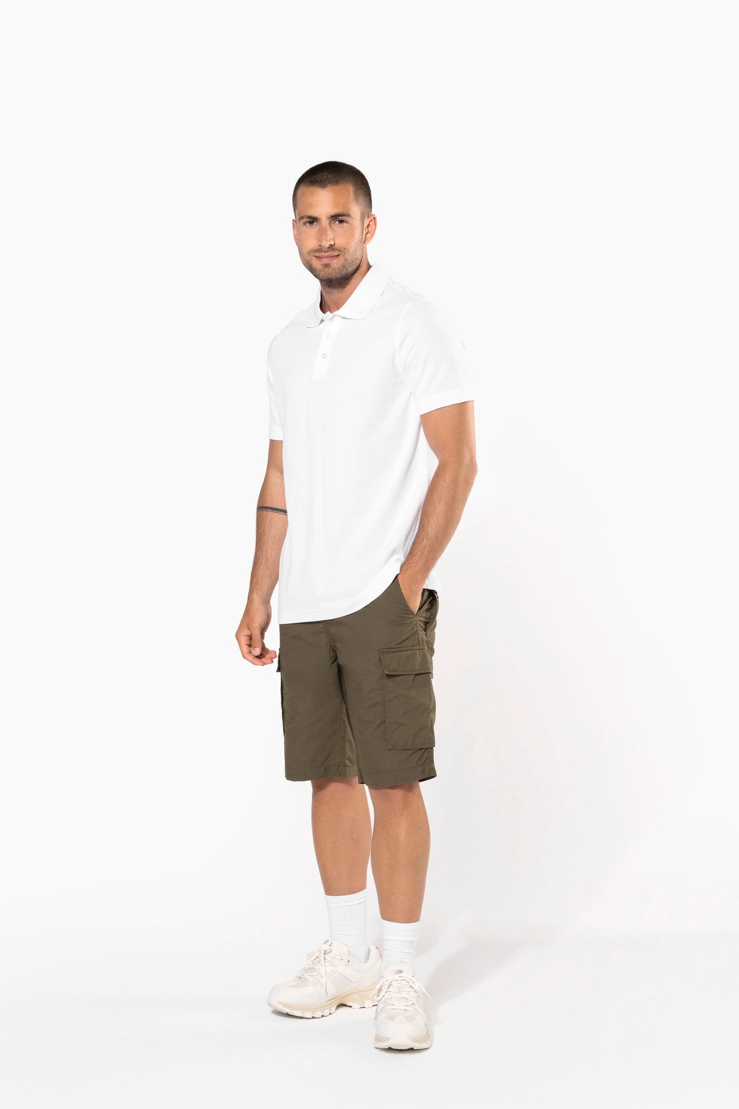 K755 - Bermuda uomo leggeri multitasche