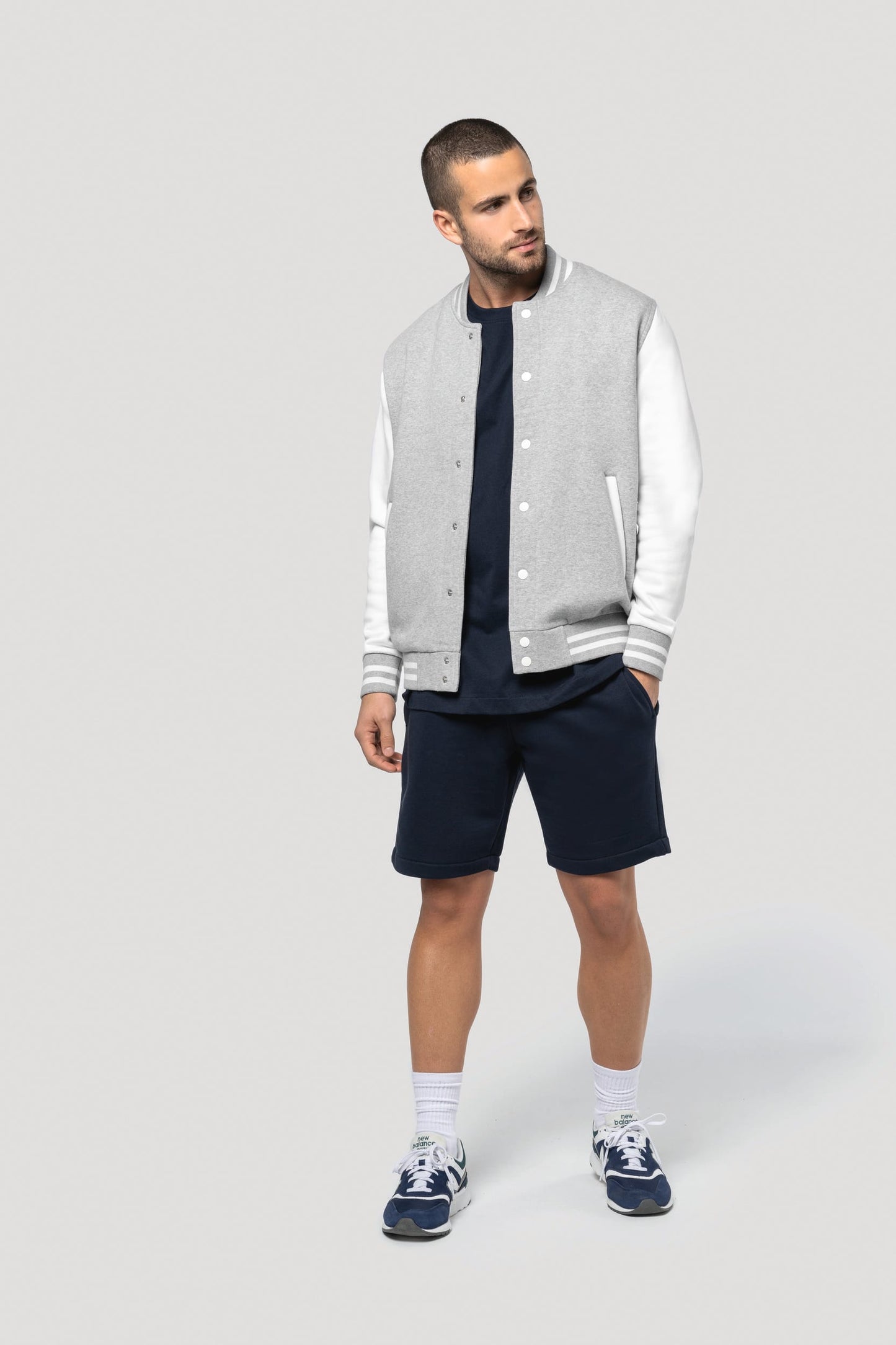 K757 - Bermuda uomo in felpa non garzata ecosostenibili