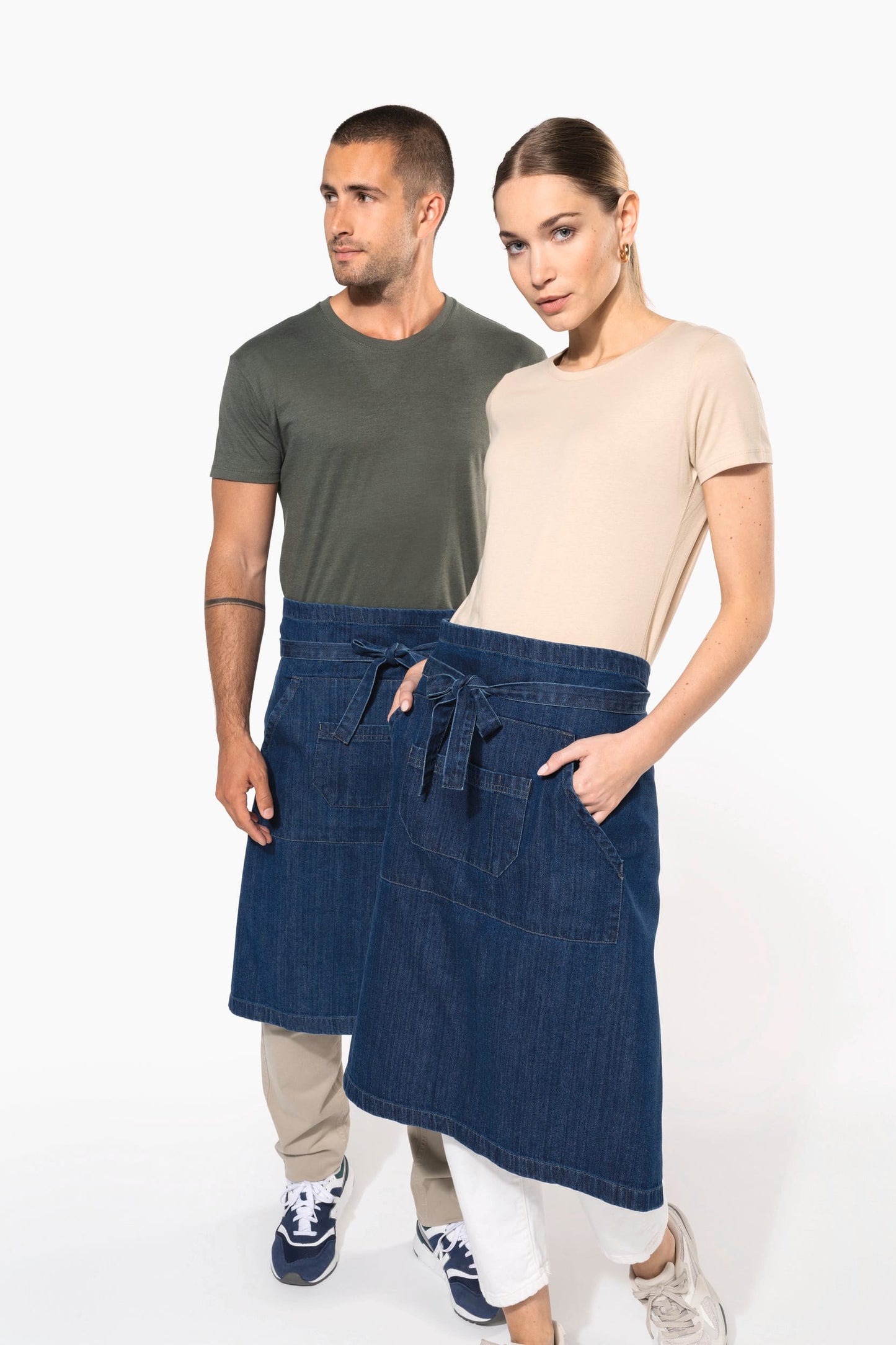 K887 - Grembiule lungo in cotone